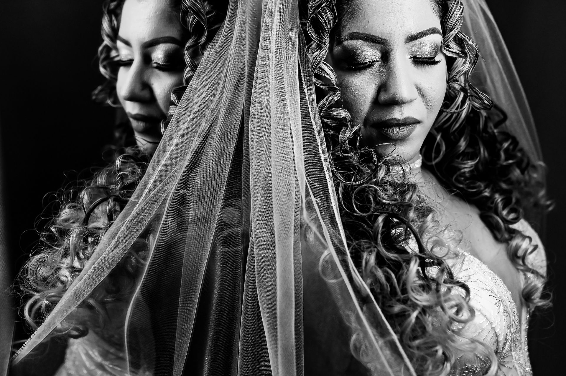 "Amor em Sintonia: A Jornada de Vitoria e Sidicley" - 2 - 28