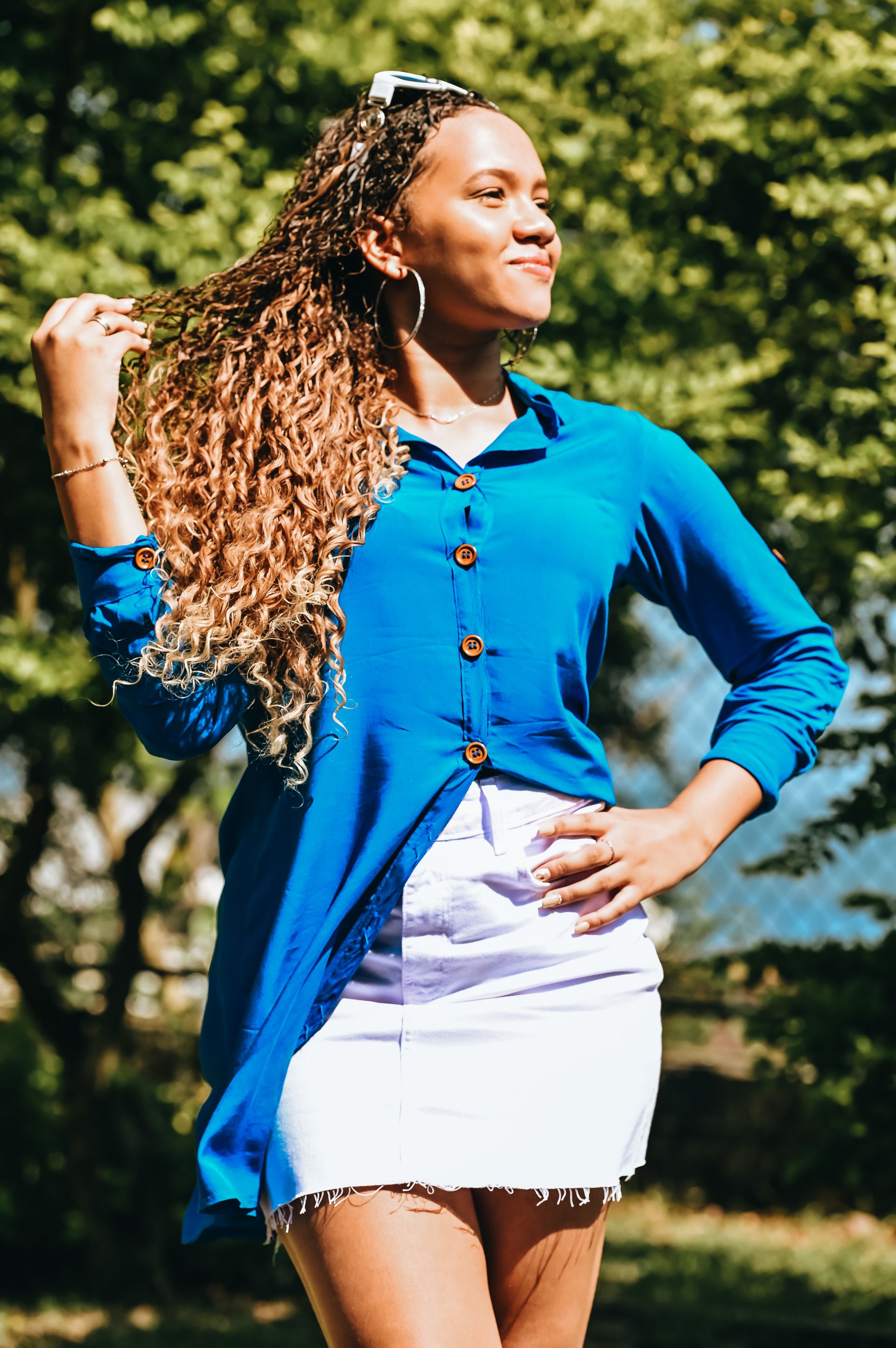 "Quinze Primaveras: A Jornada Fotográfica de Isadora" - 2 - 0