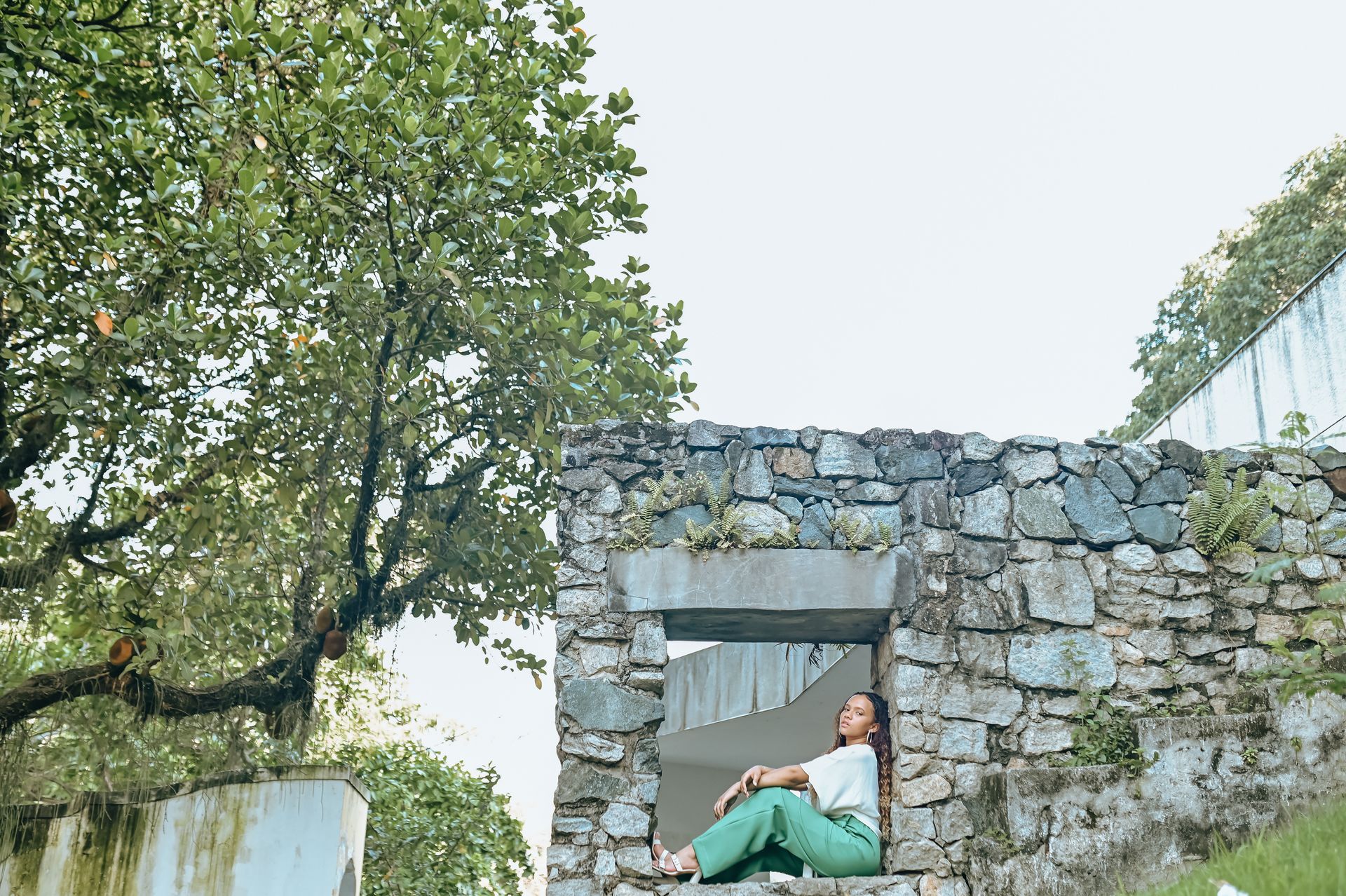 "Quinze Primaveras: A Jornada Fotográfica de Isadora" - 2 - 19