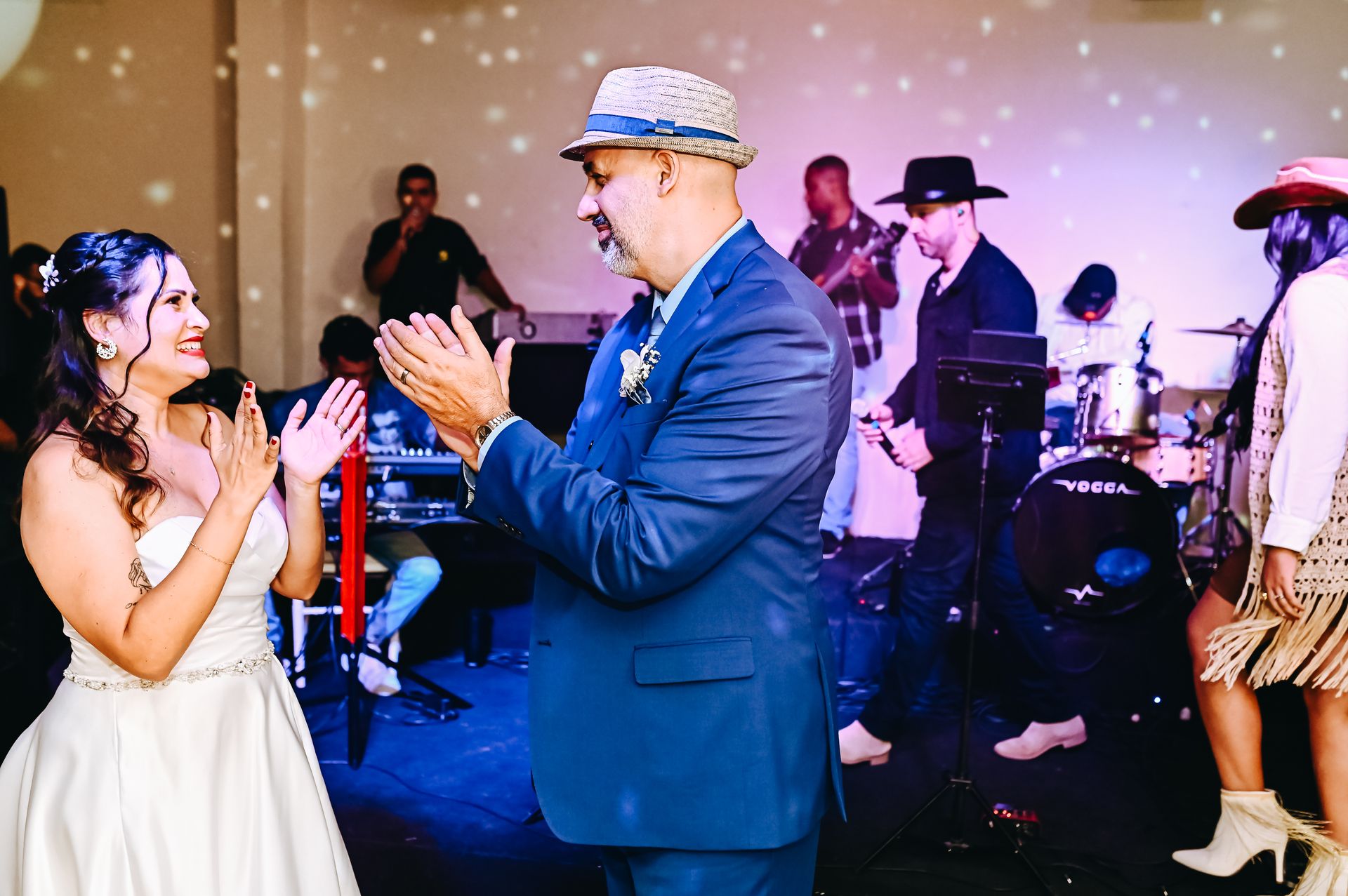 "Unidos para Sempre: Ludmila & Karim - Memórias de Amor" - 3 - 22