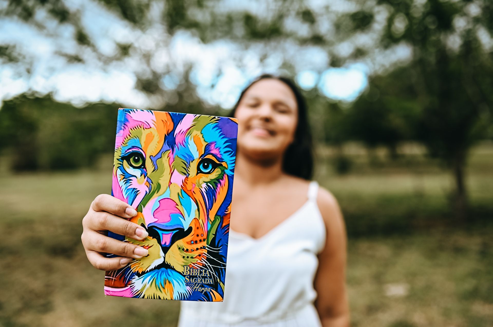 "Giovana: Um Ensaio de Magia e Graça" - 2 - 4