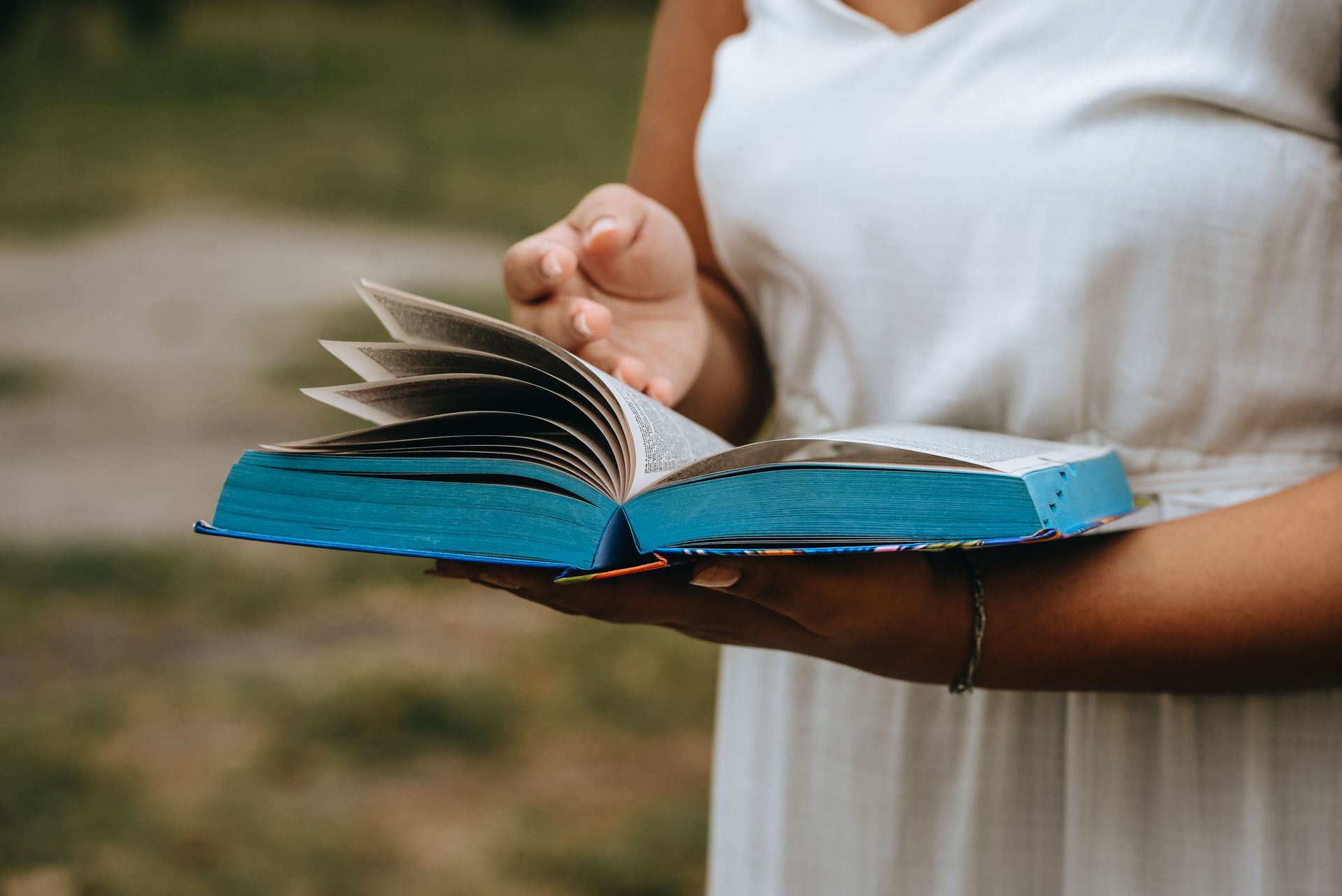 "Giovana: Um Ensaio de Magia e Graça" - 2 - 25