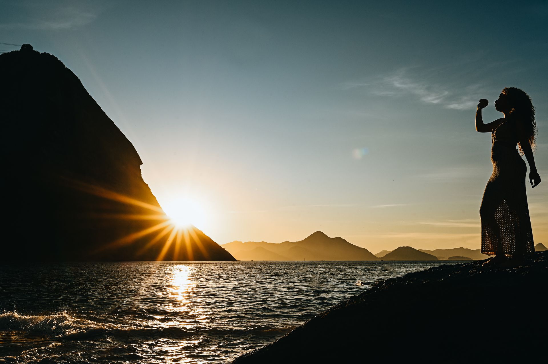 "Bárbara: Sonhos ao amanhacer na Praia" - 2 - 22