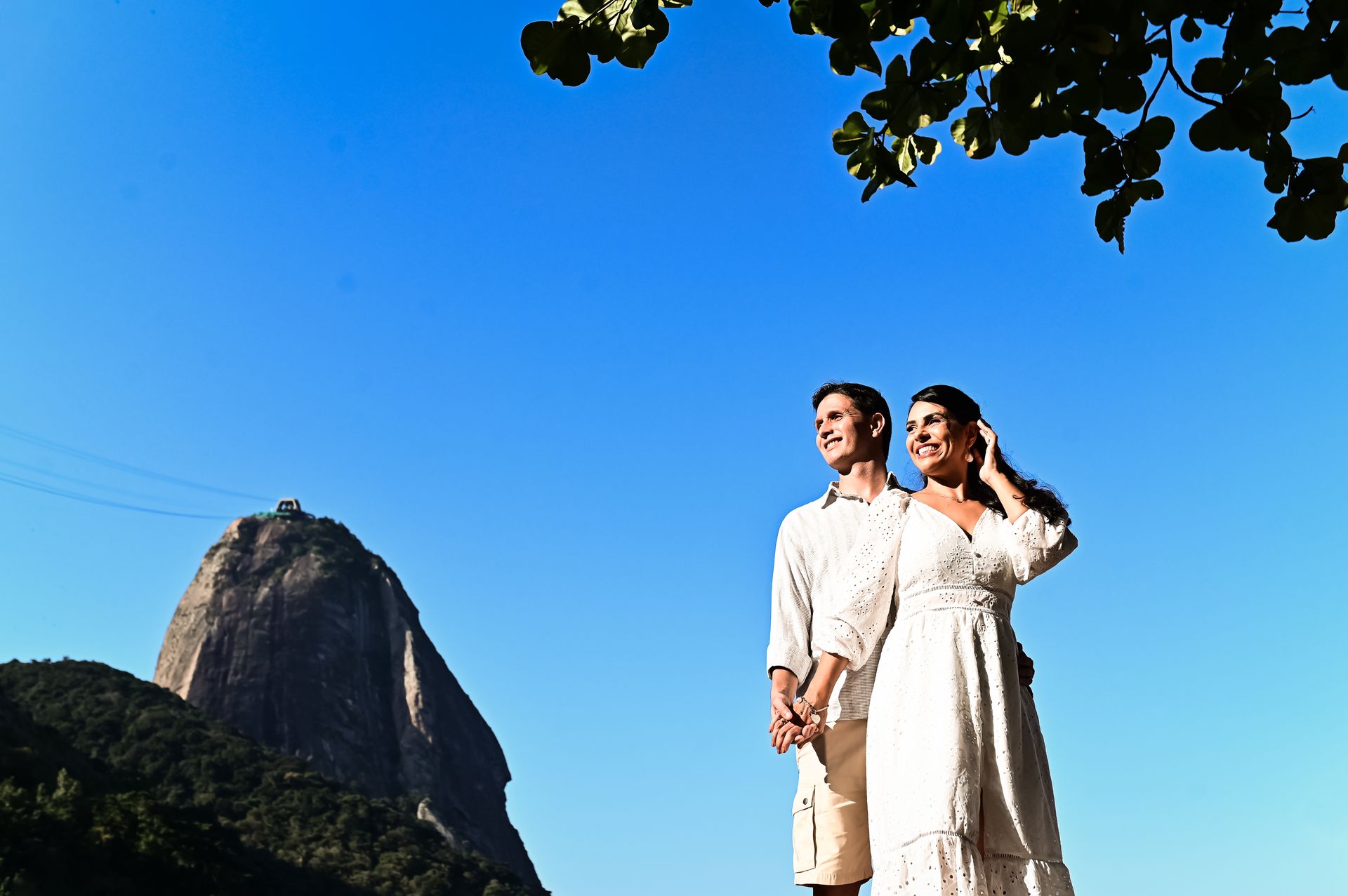“Amor ao Entardecer: Adriana & Rodrigo na Mureta da Urca”? - 2 - 5