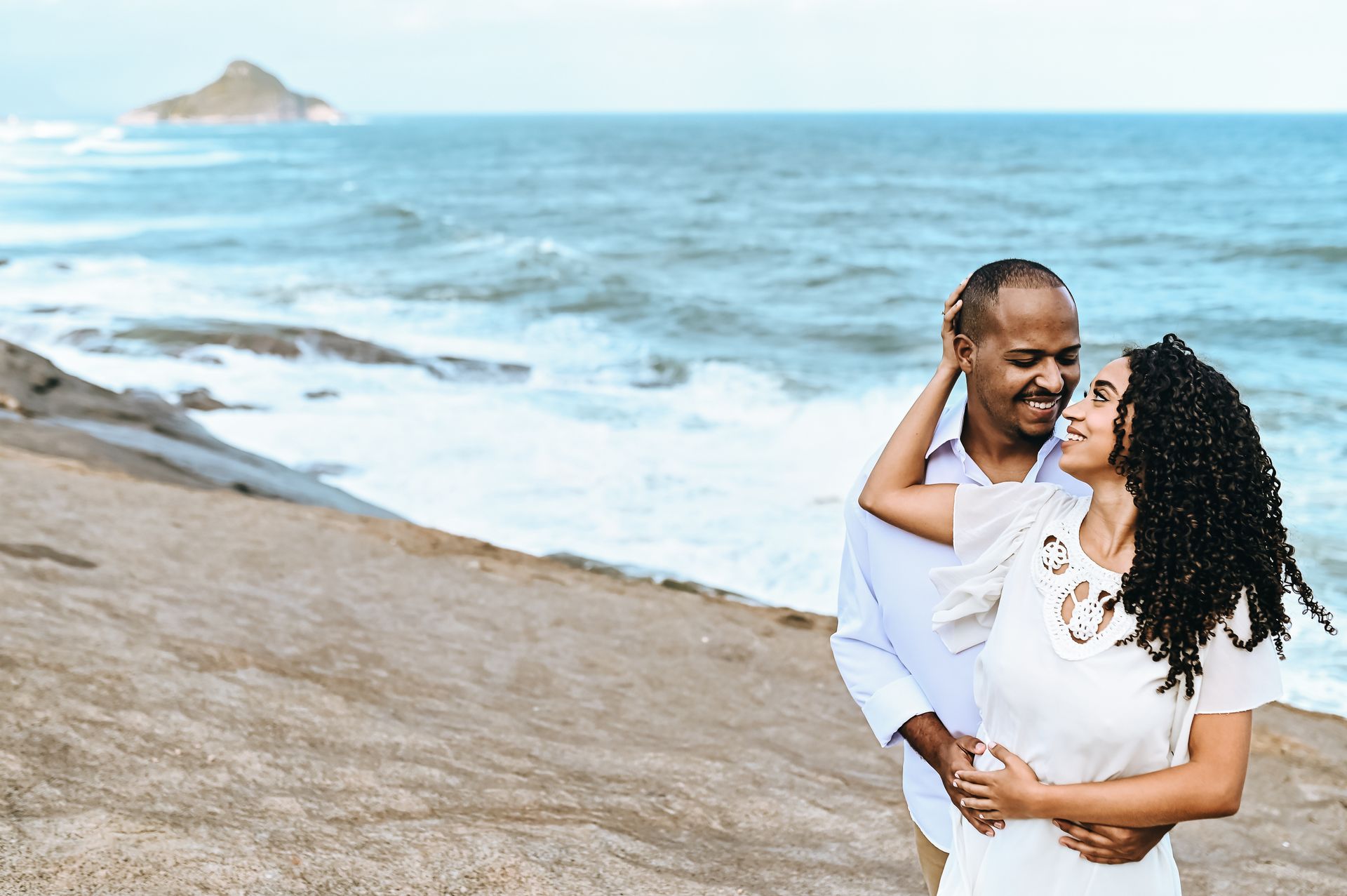 “À Beira do Sim: Livia & Júnior”? - 2 - 1