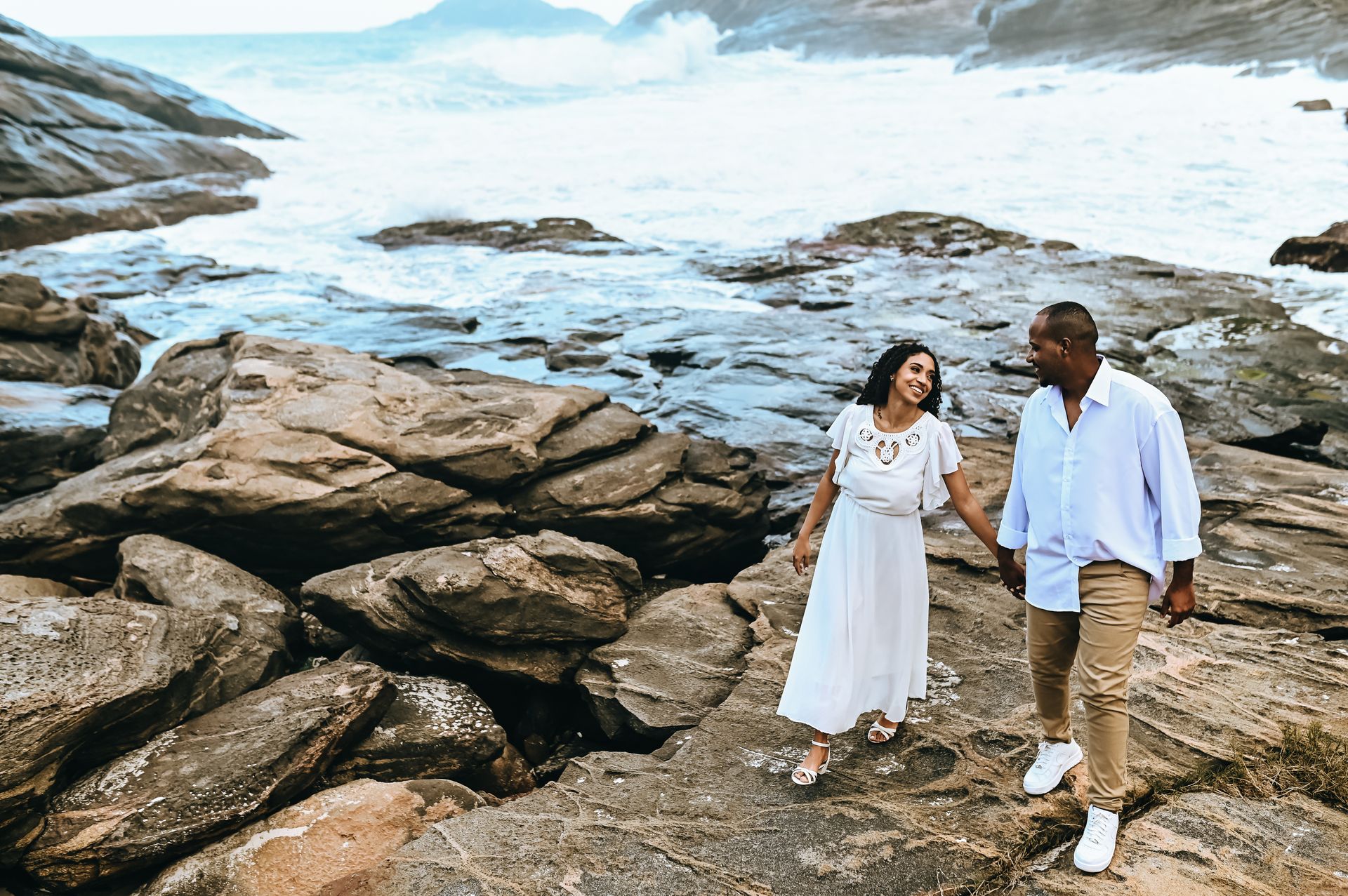 “À Beira do Sim: Livia & Júnior”? - 2 - 5