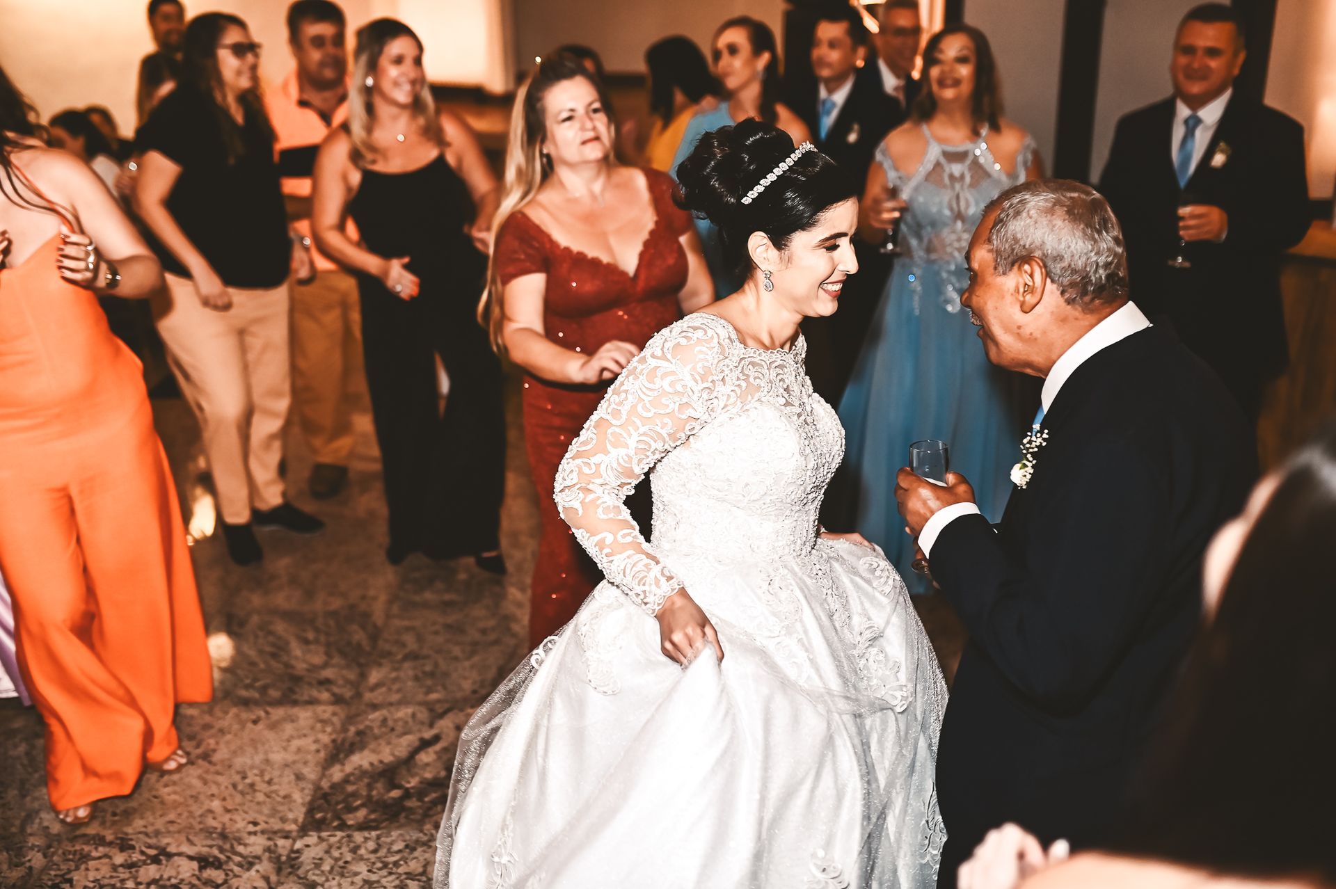 Amor e Fé: A União de Vagner e Joyce na Paróquia Santa Terezinha - 2 - 10