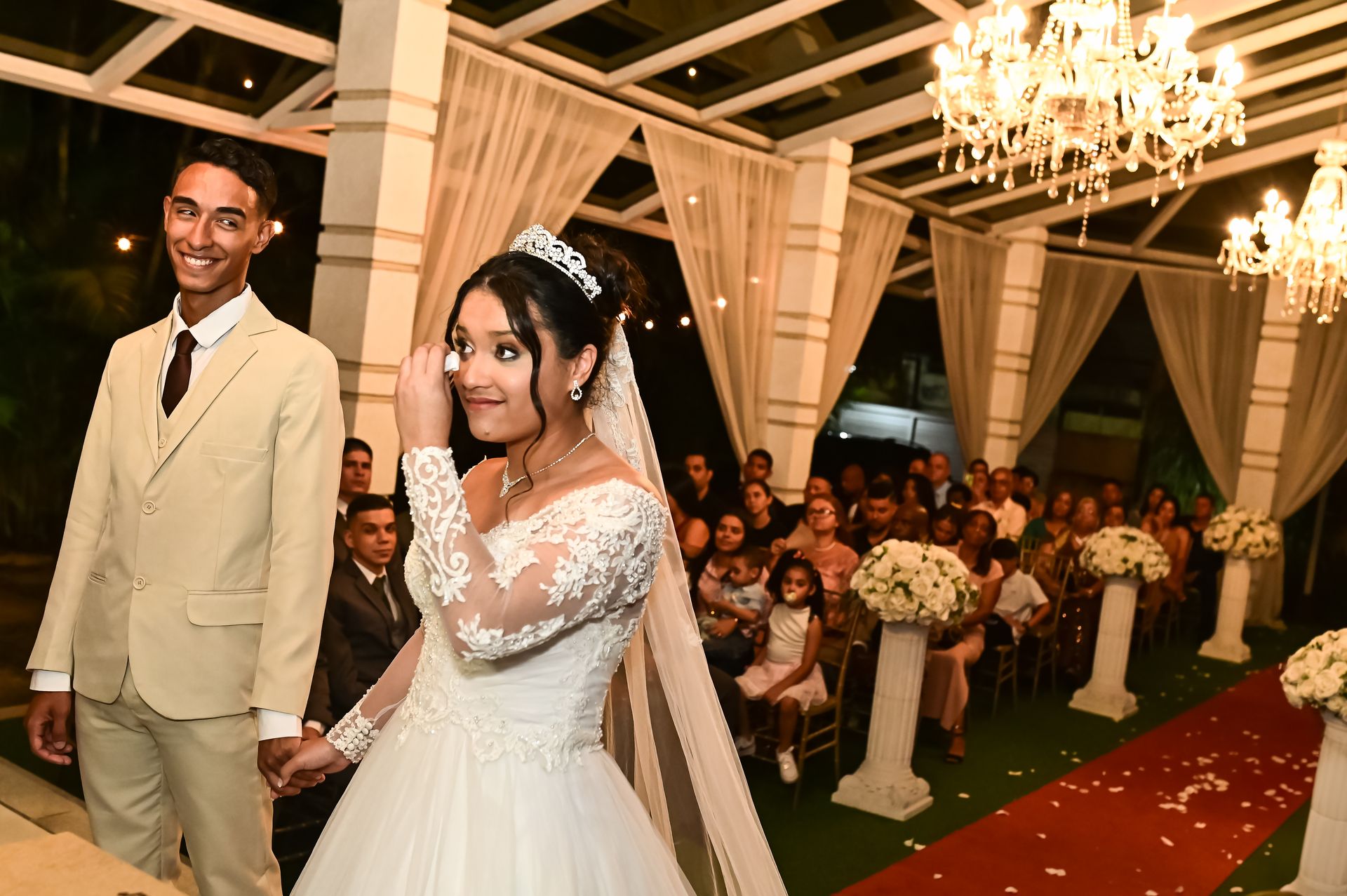 “Um Amor Abençoado: O Início de uma Jornada com Deus” - 2 - 7