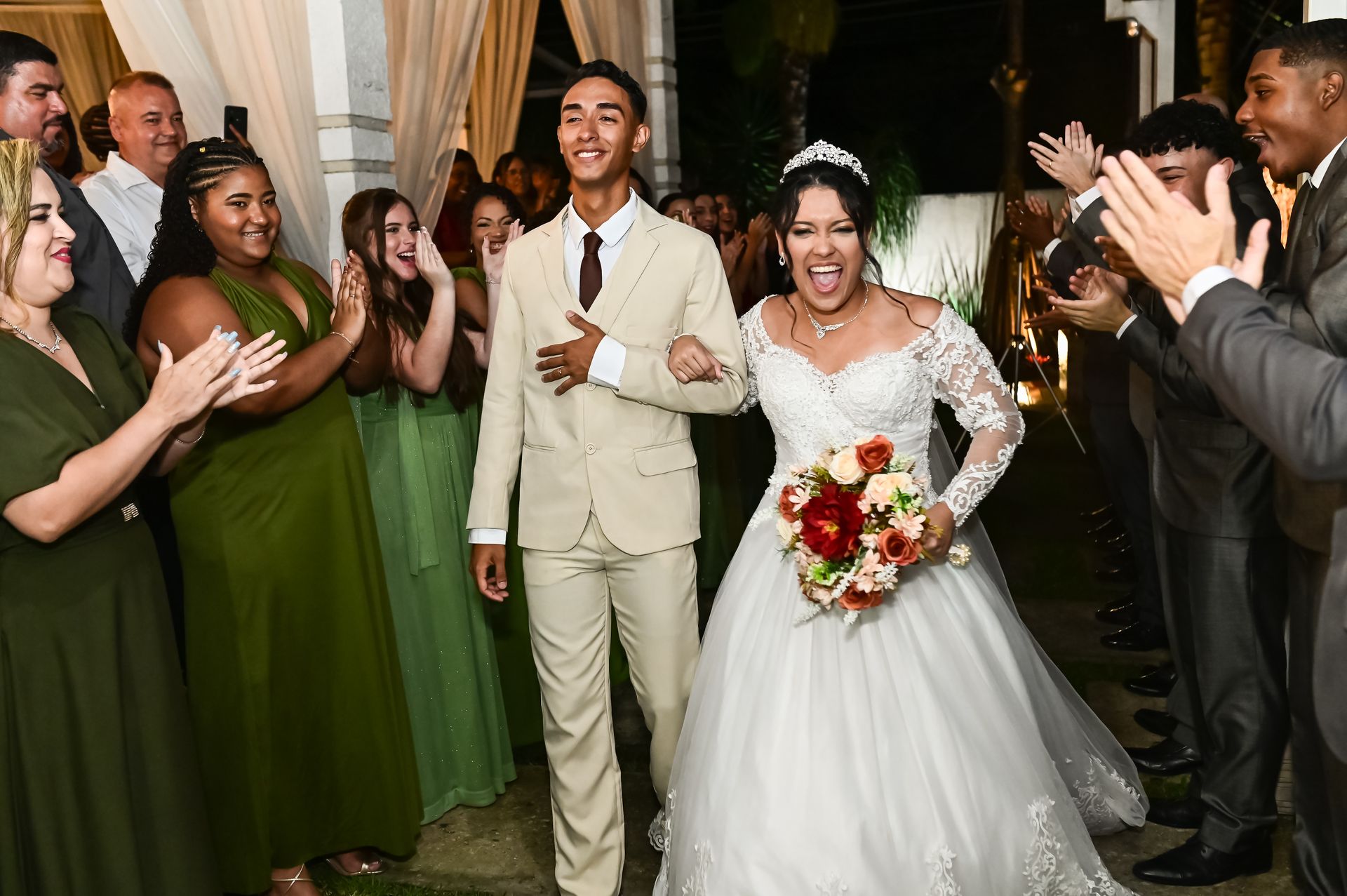 “Um Amor Abençoado: O Início de uma Jornada com Deus” - 2 - 17