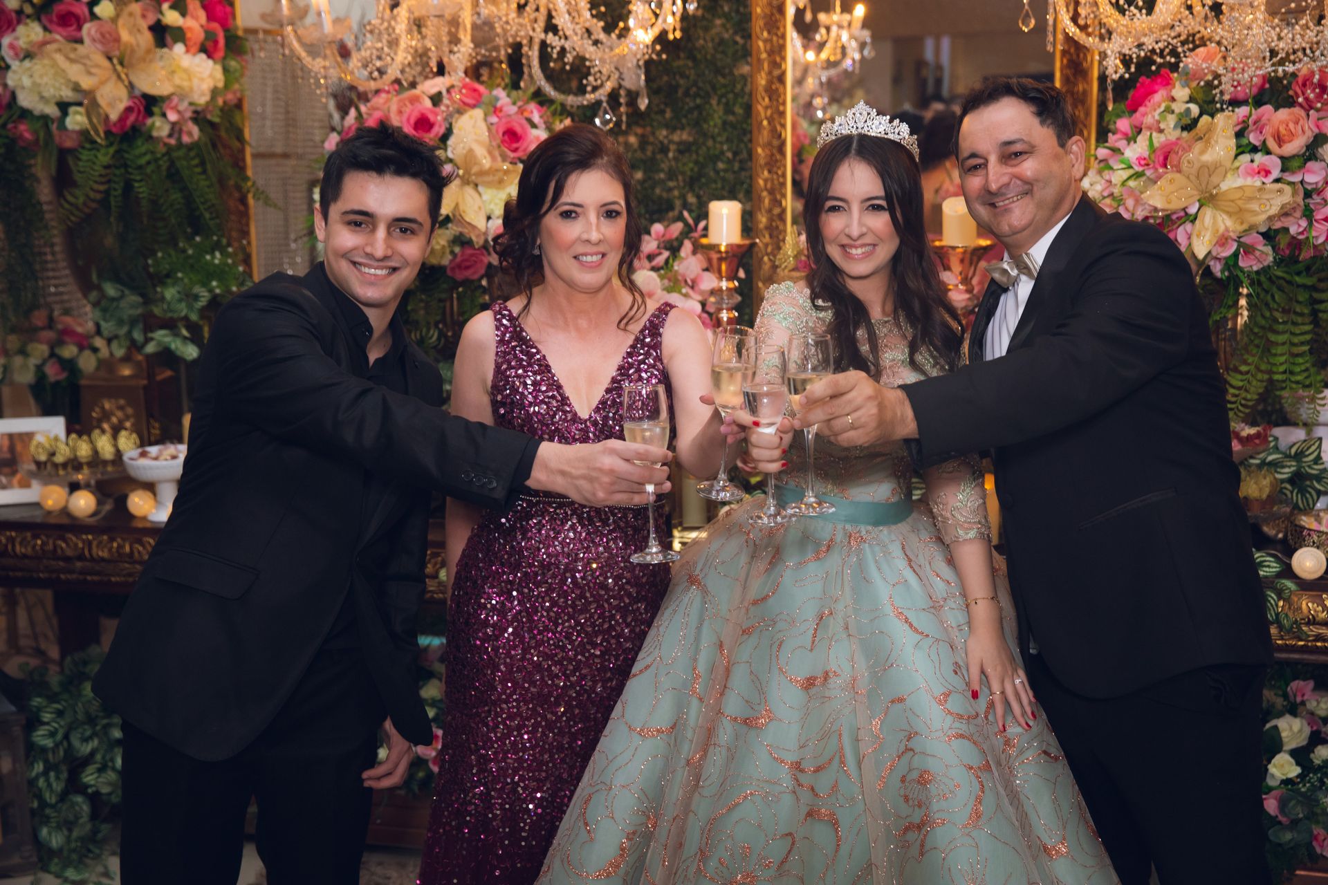 Aniversário de 15 anos da Maria Eduarda - Espaço Michele + Tubarão - 2 - 1