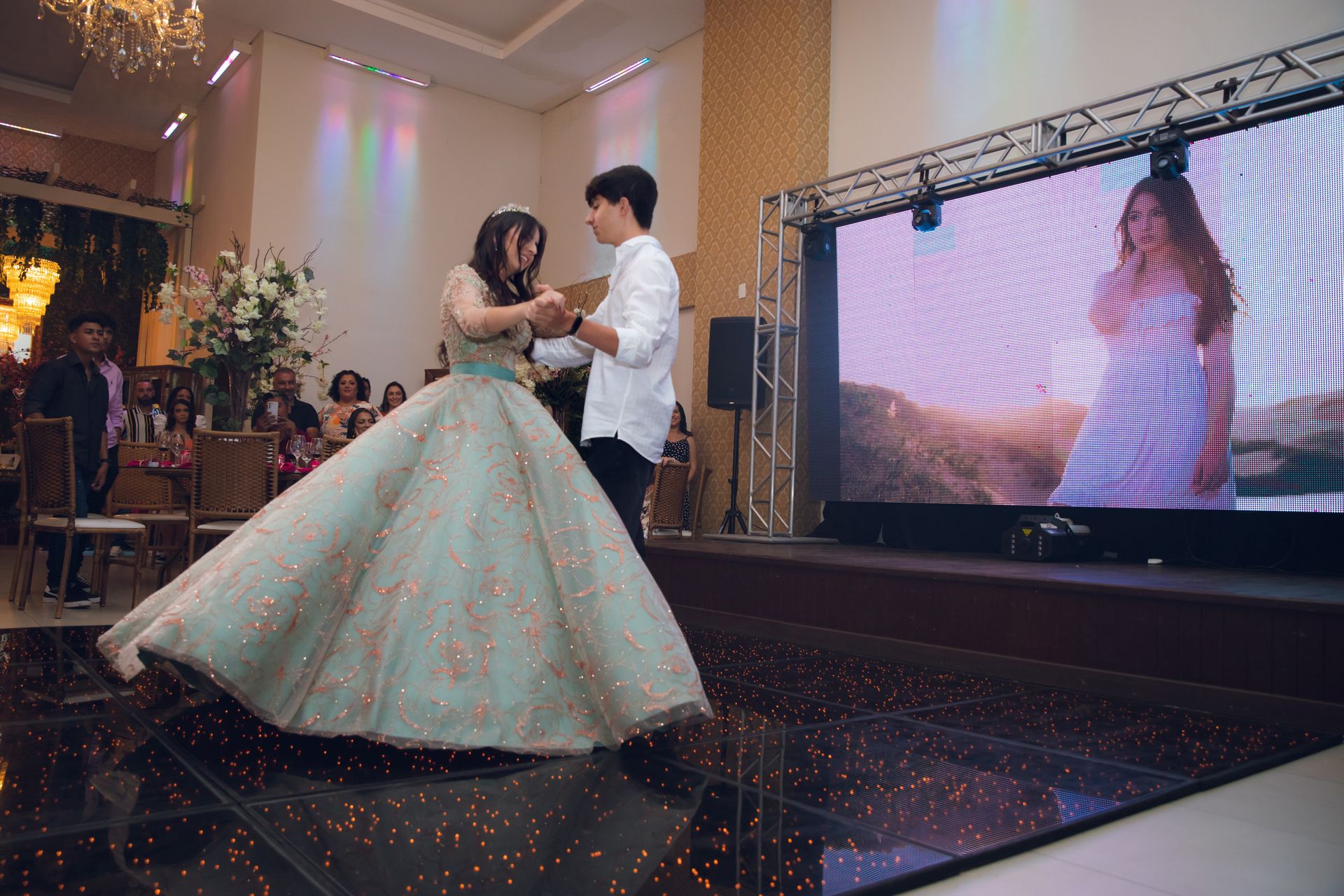 Aniversário de 15 anos da Maria Eduarda - Espaço Michele + Tubarão - 2 - 2