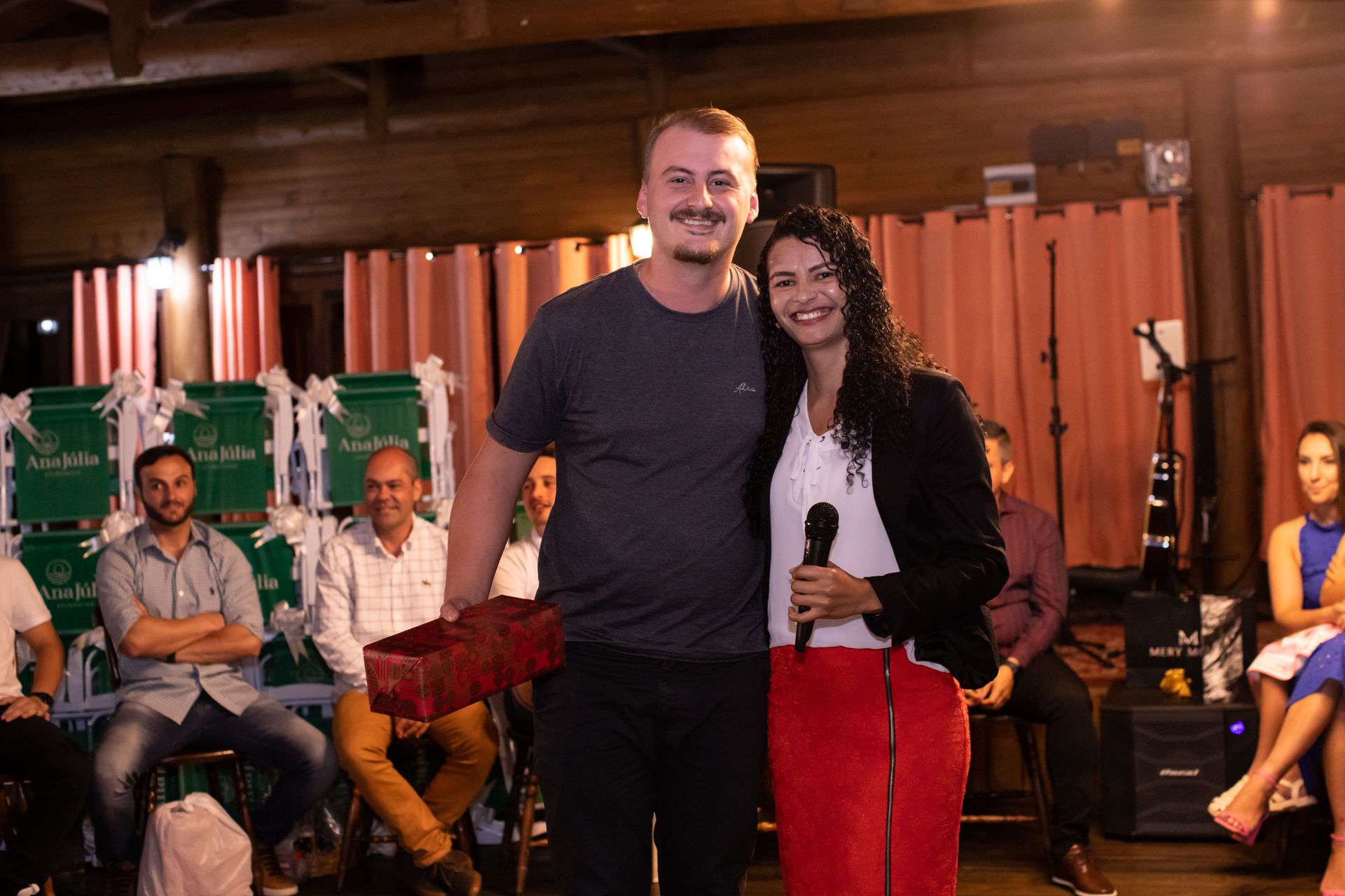 Ana Júlia - Confraternização - 2 - 0