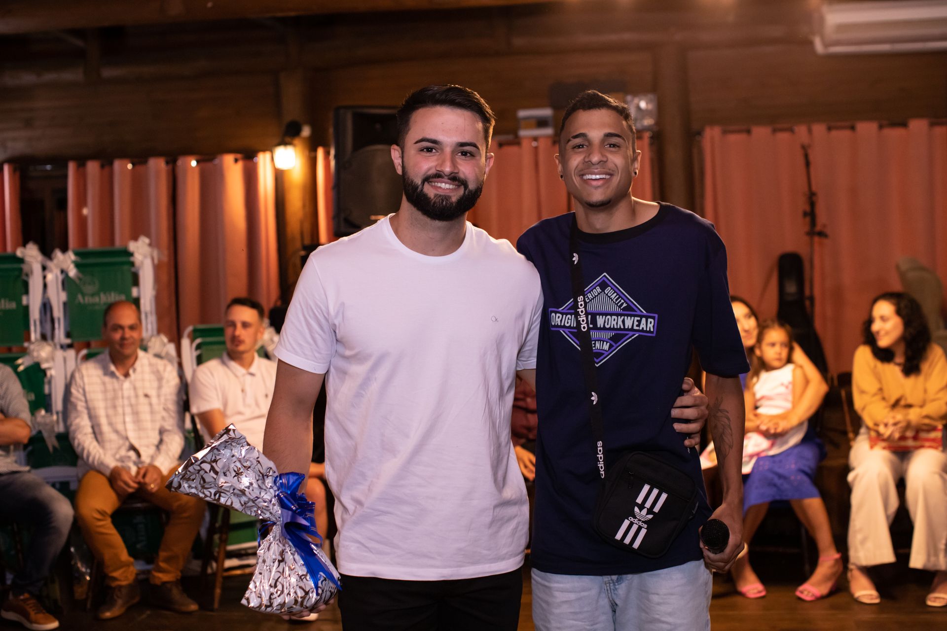 Ana Júlia - Confraternização - 2 - 0