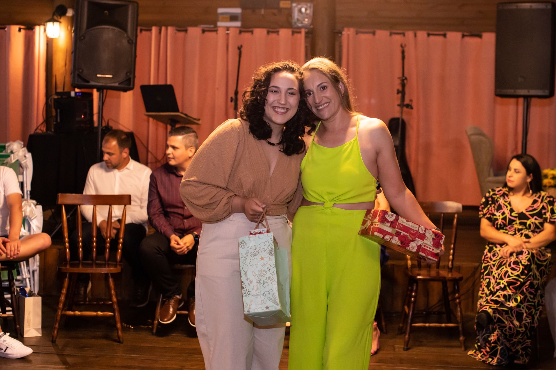 Ana Júlia - Confraternização - 2 - 2