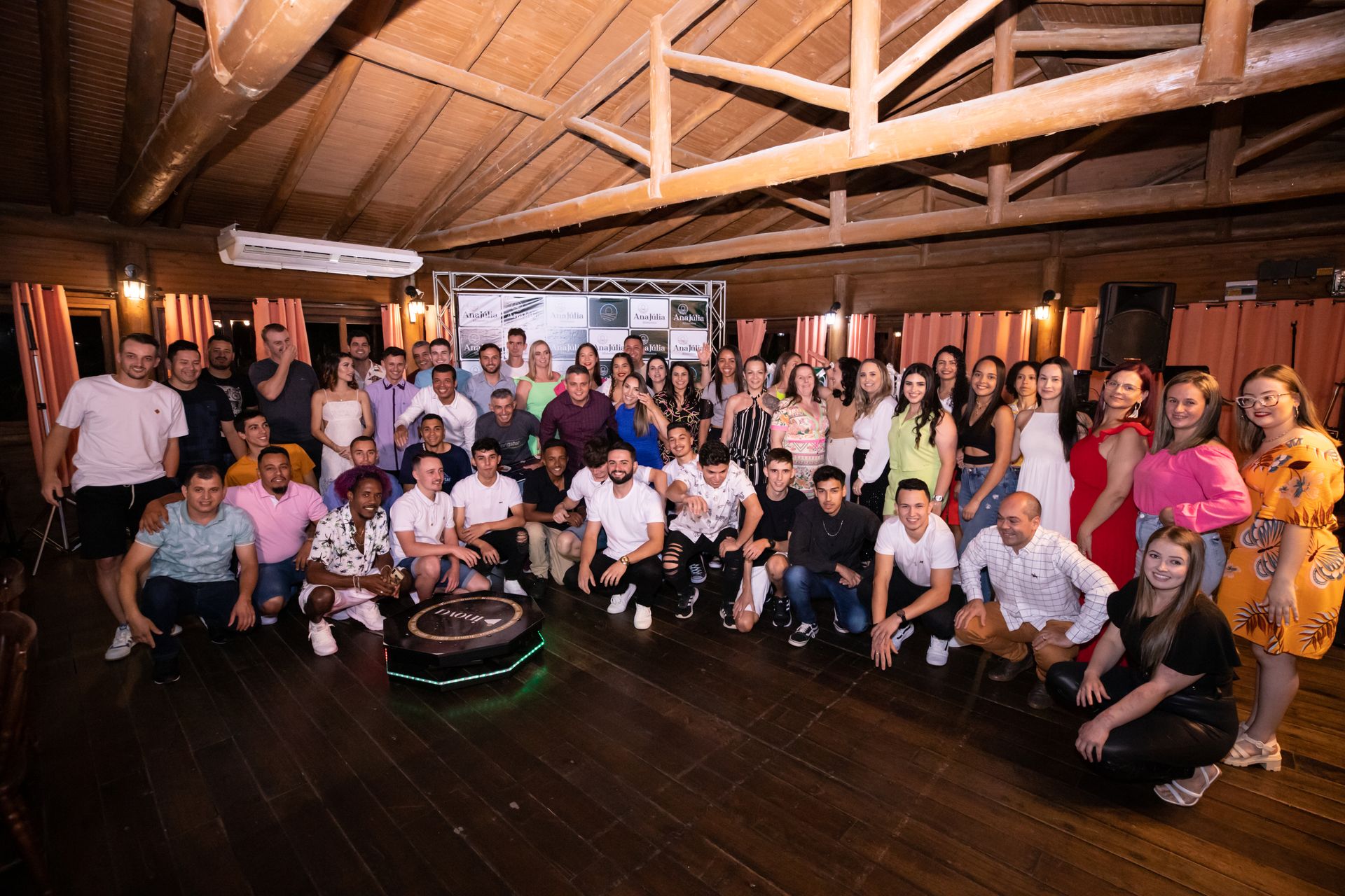 Ana Júlia - Confraternização - 2 - 0