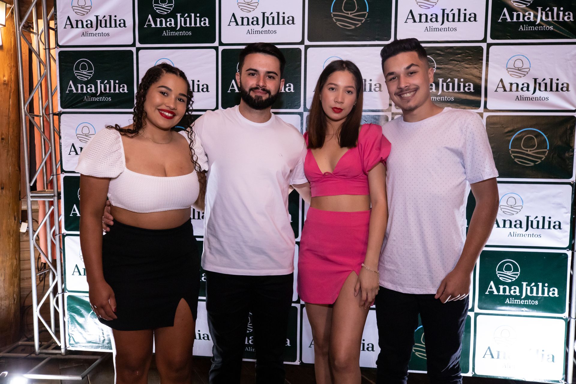 Ana Júlia - Confraternização - 2 - 0