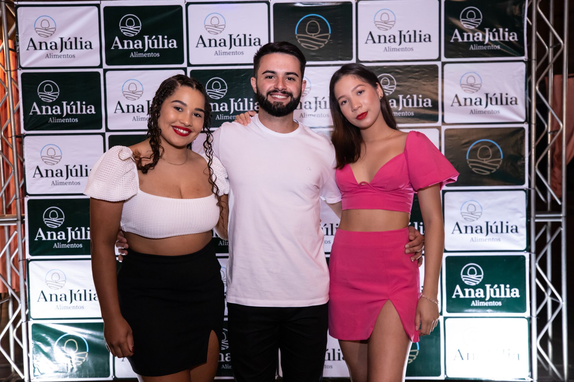 Ana Júlia - Confraternização - 2 - 0