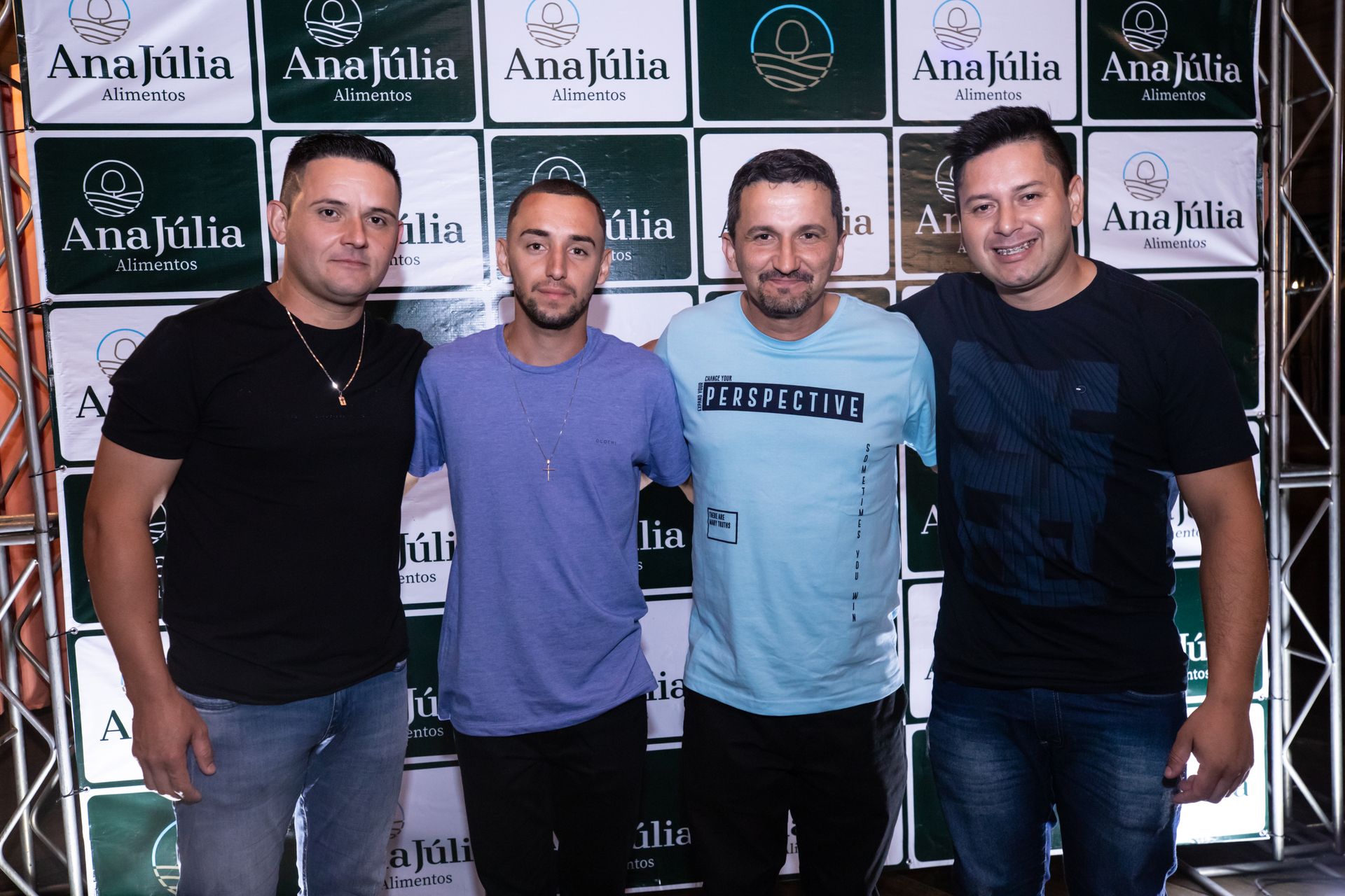 Ana Júlia - Confraternização - 2 - 0