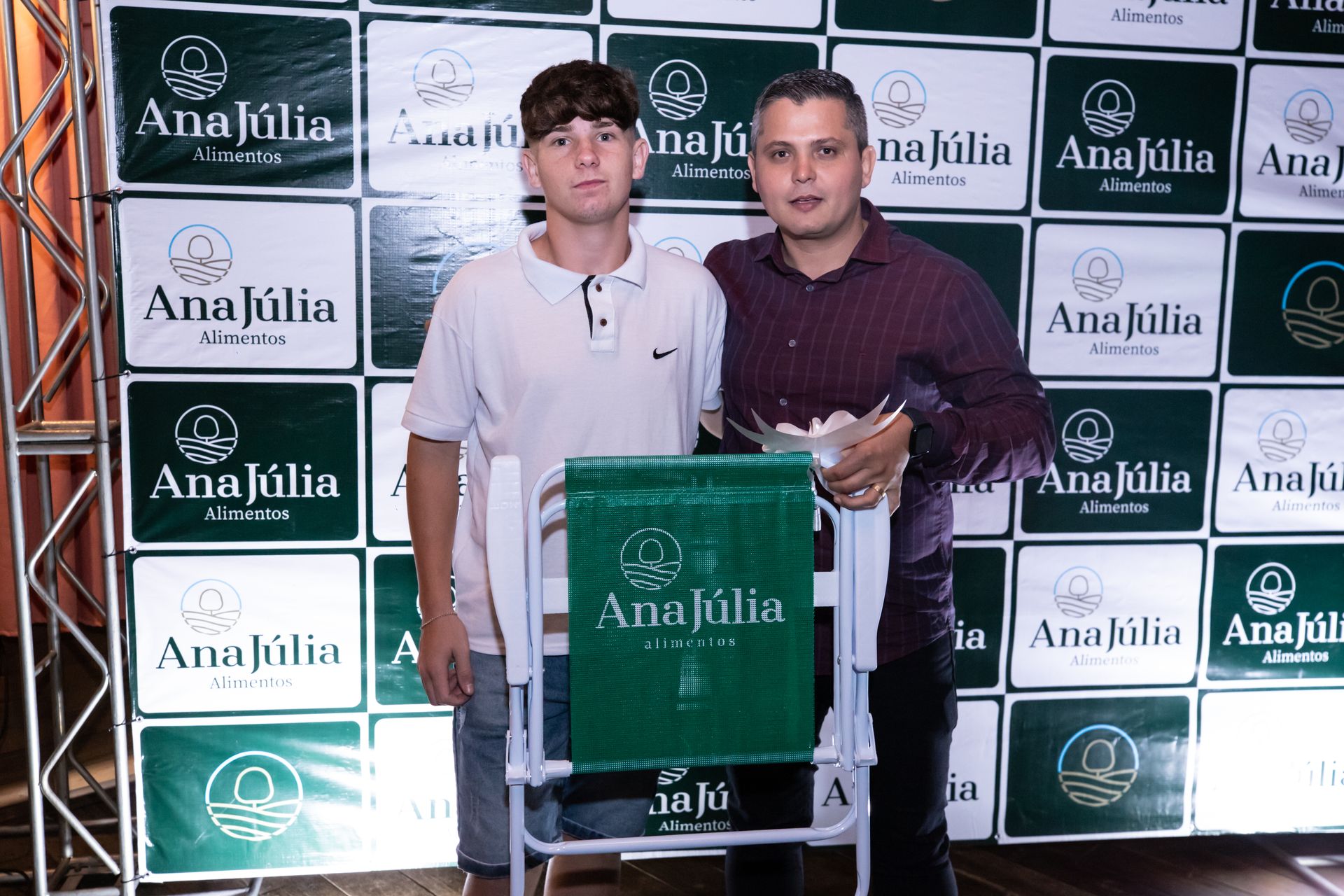 Ana Júlia - Confraternização - 2 - 0