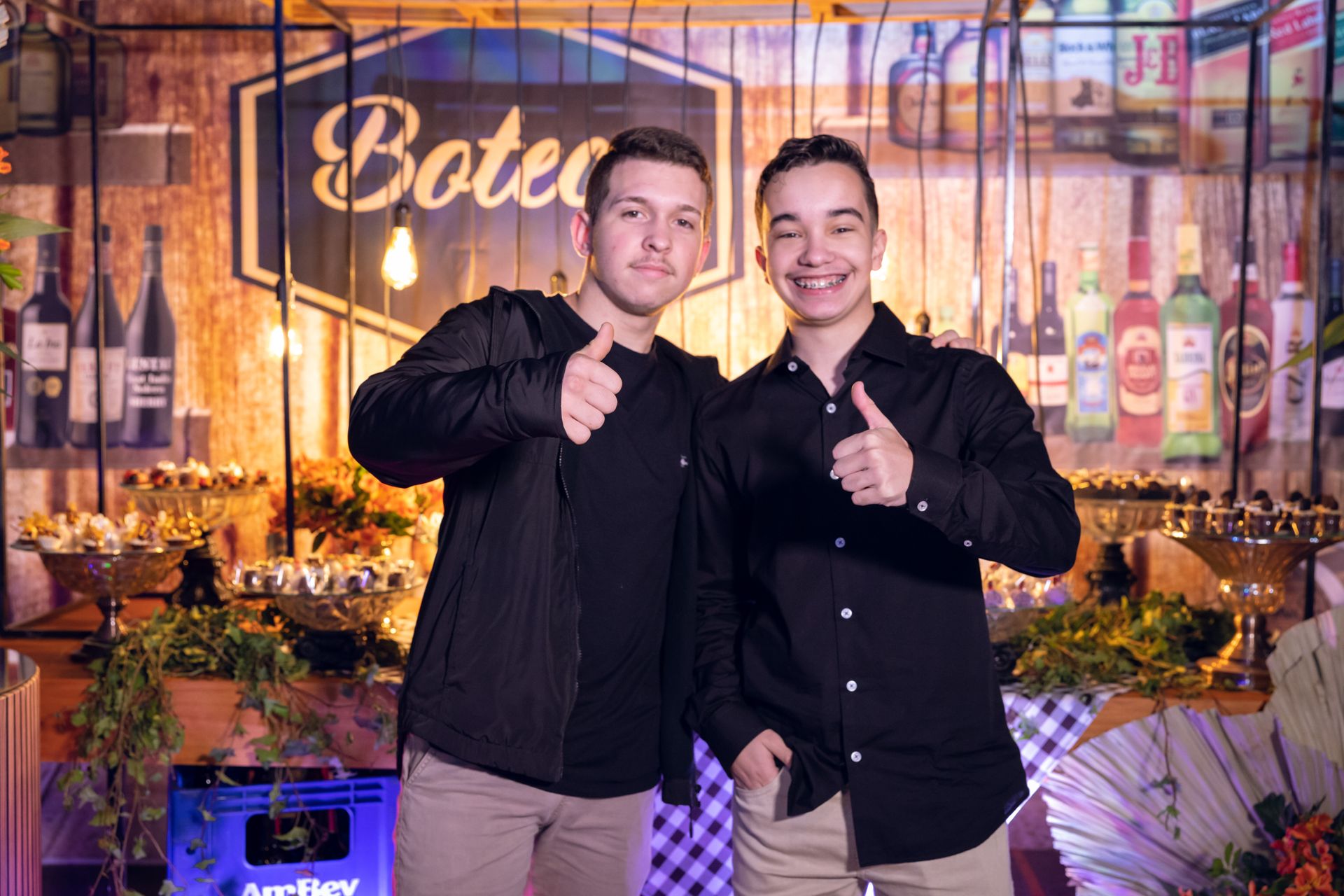 Gustavo - 18 anos - 2 - 1