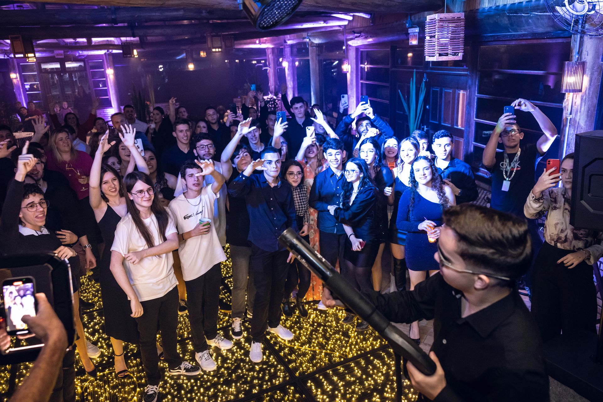 Gustavo - 18 anos - 2 - 2