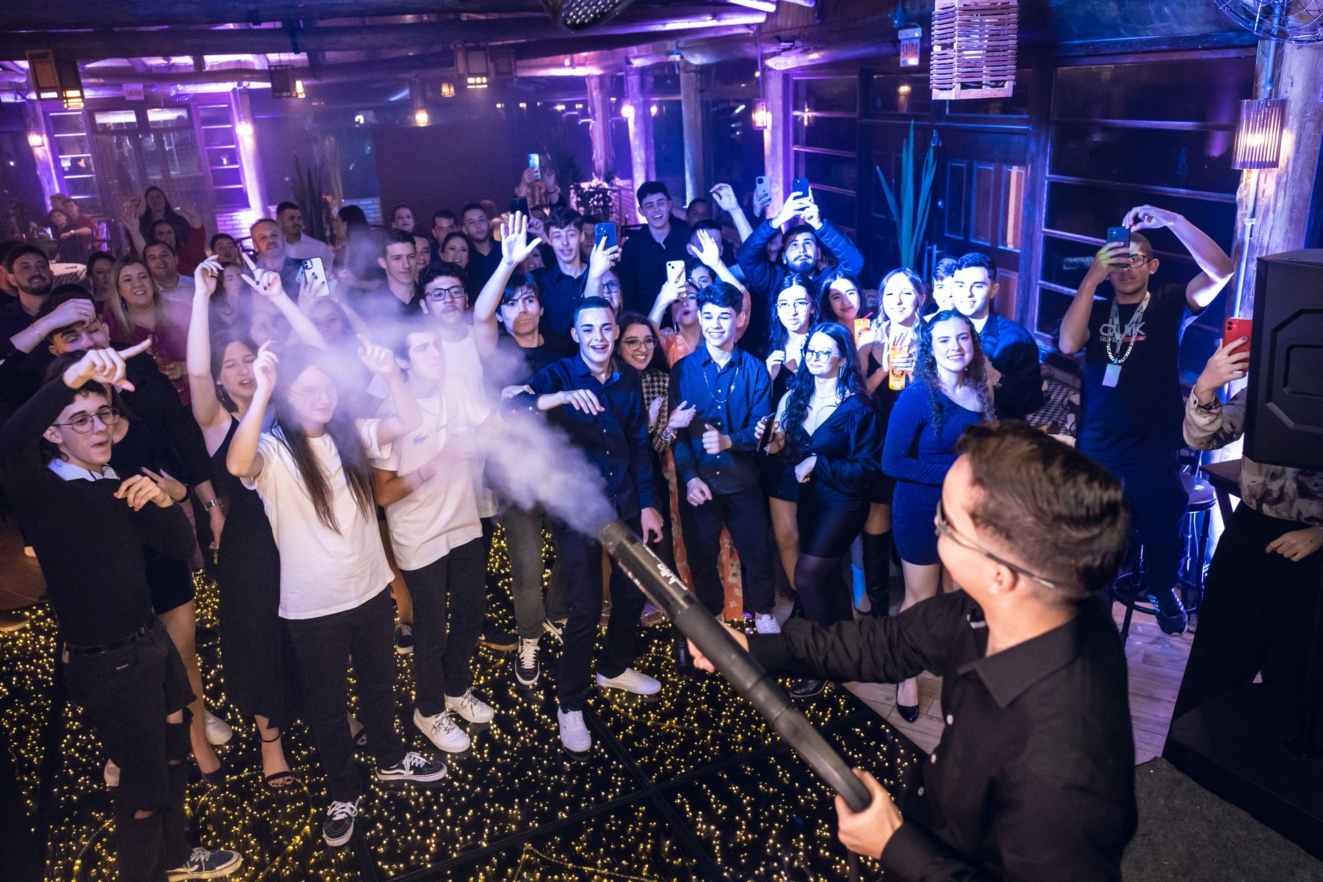 Gustavo - 18 anos - 2 - 0