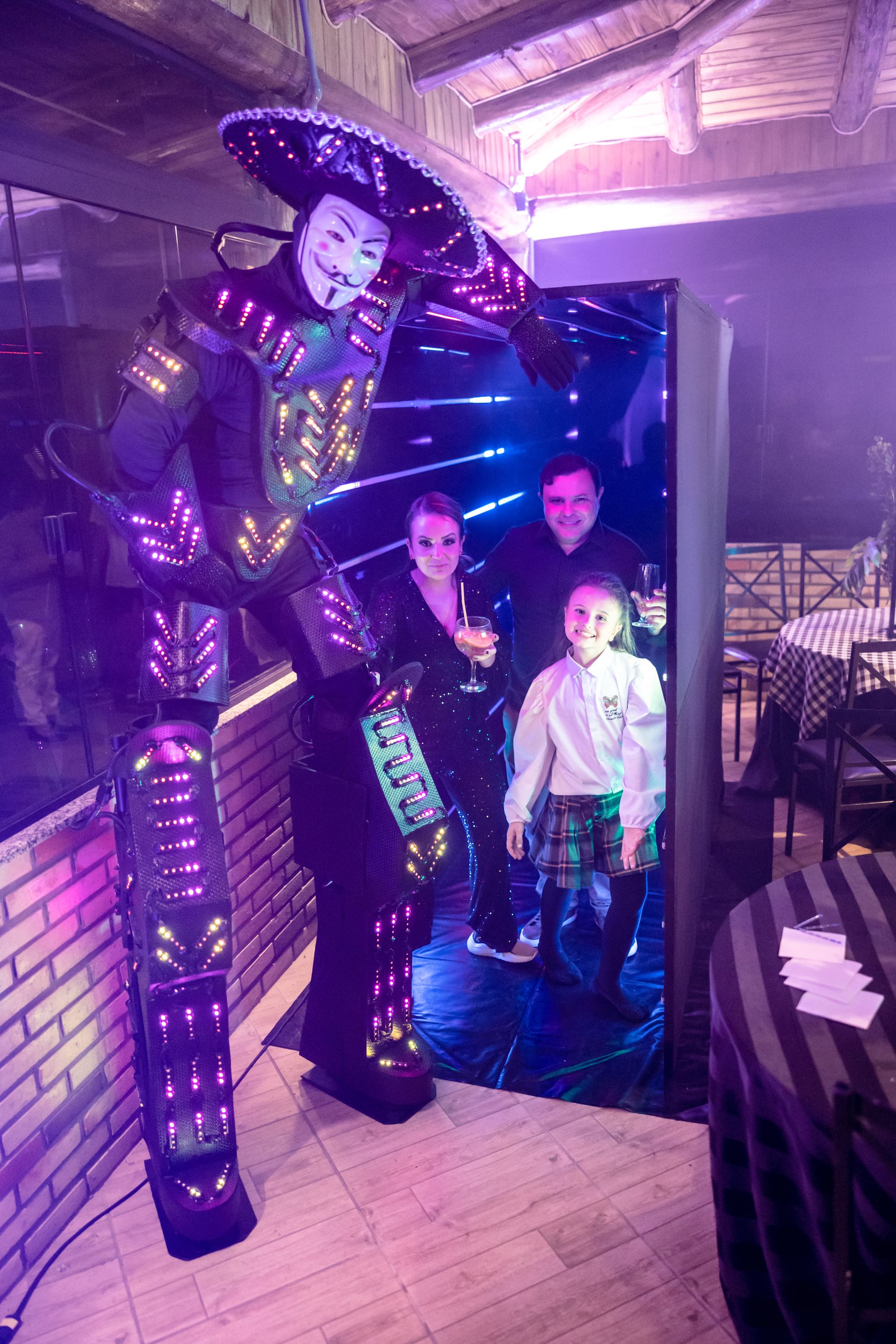 Gustavo - 18 anos - 2 - 0