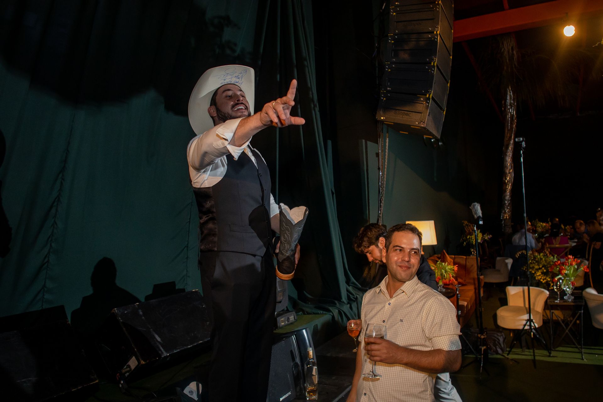 Casamento de Sara e Vadãozinho - 1 - 0