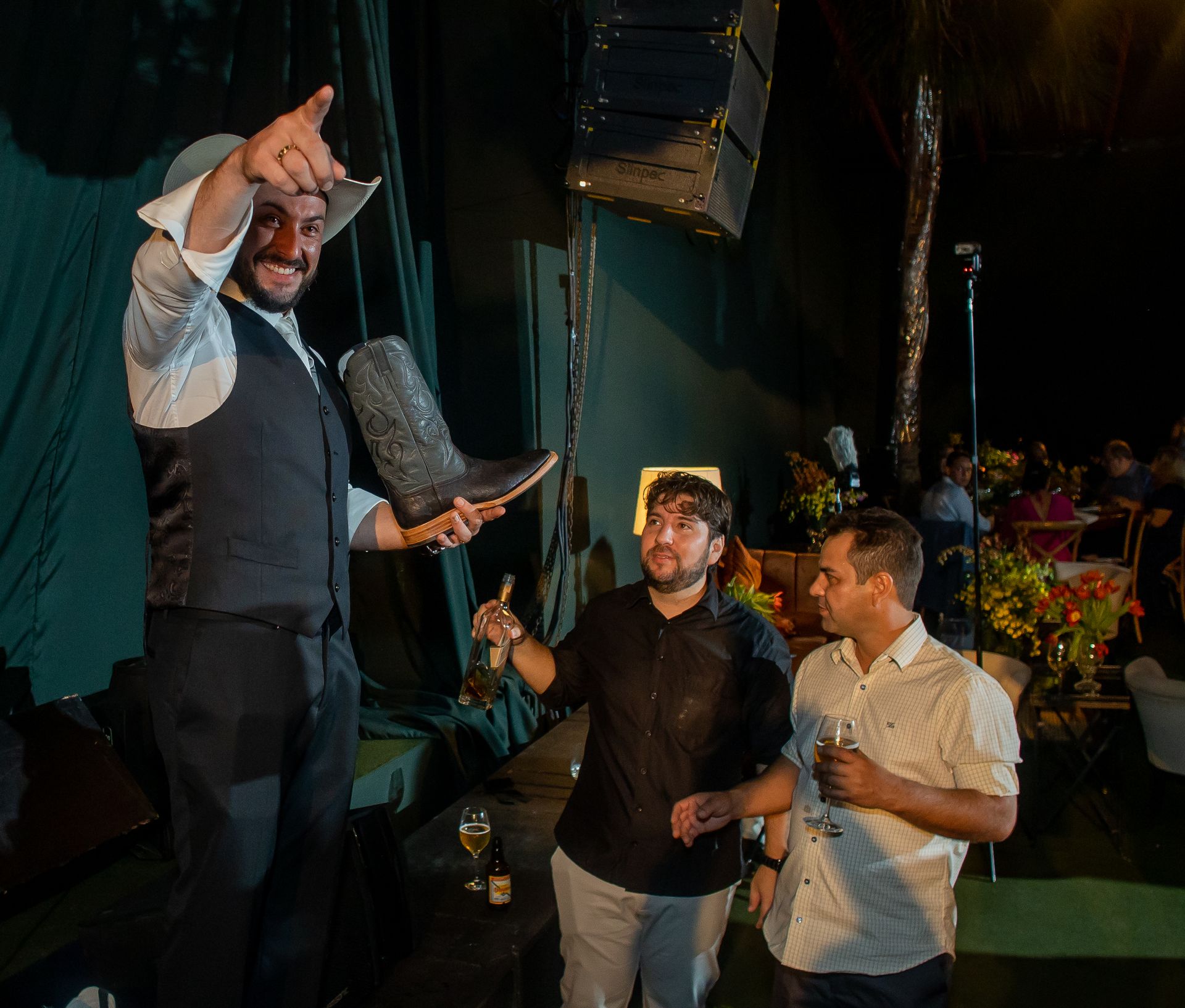 Casamento de Sara e Vadãozinho - 1 - 0