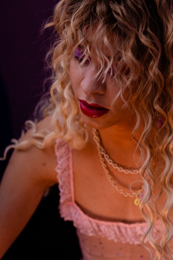 Olga Moon - Party of Me - 1 - 14