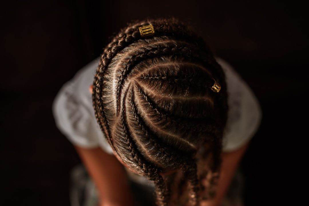 ERASURE : a cultural catalogue and descent repair in Minas Gerais, that deals with the conflicts of 'social whitening' and neglect of Brazilian History since the times of slavery. By Monique Olive - 2 - 2