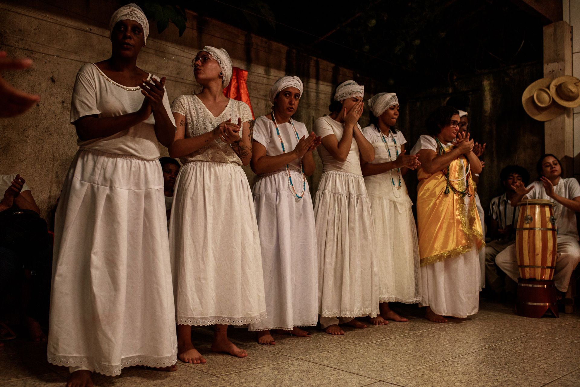 ERASURE : a cultural catalogue and descent repair in Minas Gerais, that deals with the conflicts of 'social whitening' and neglect of Brazilian History since the times of slavery. By Monique Olive - 2 - 10