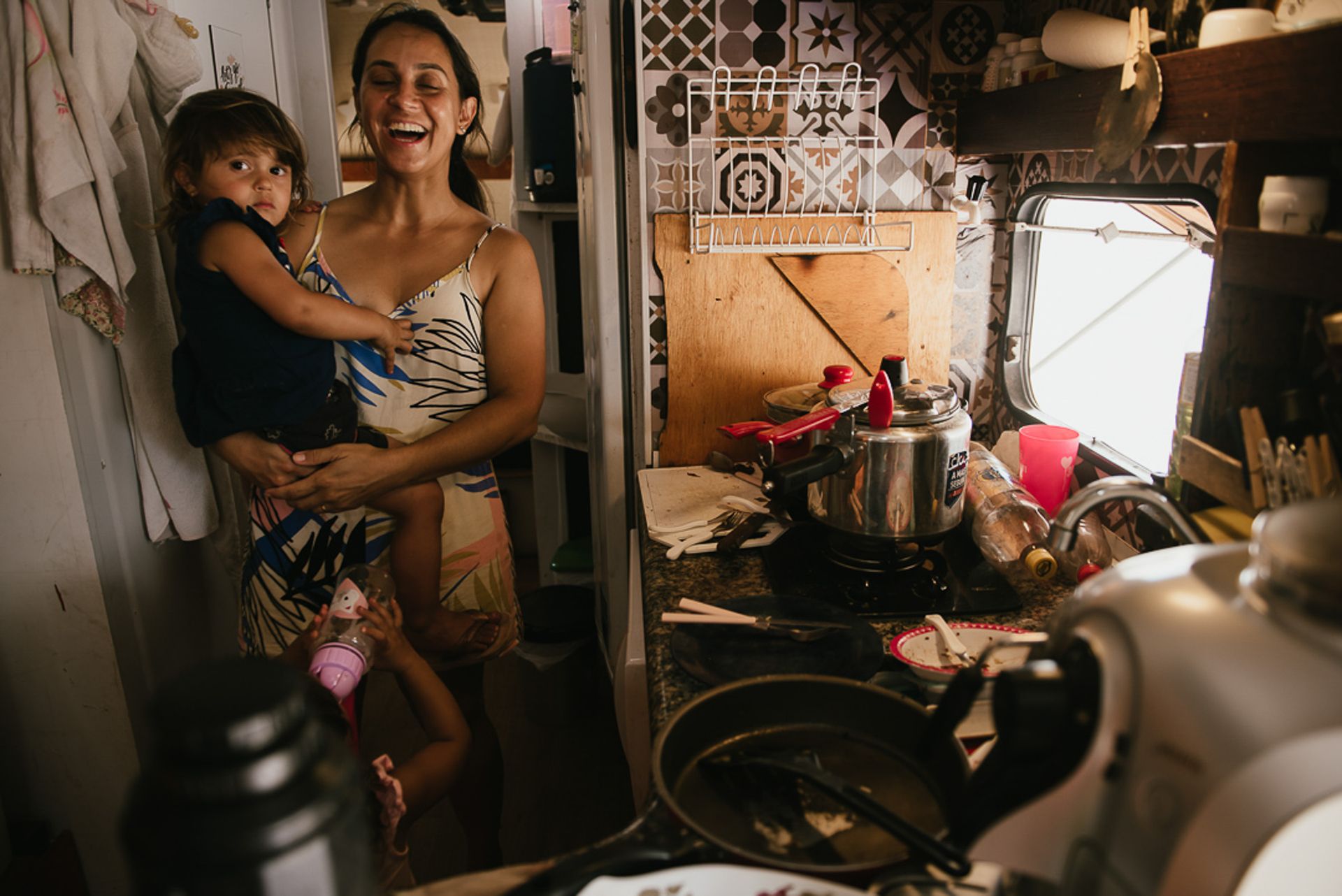 SOCIAL MAKE-UP:  The reflex of the urban crisis in major cities of Brazil by Ana Montez - 2 - 17