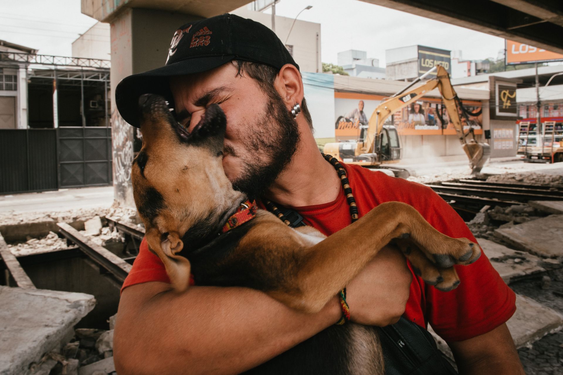 SOCIAL MAKE-UP:  The reflex of the urban crisis in major cities of Brazil by Ana Montez - 2 - 11