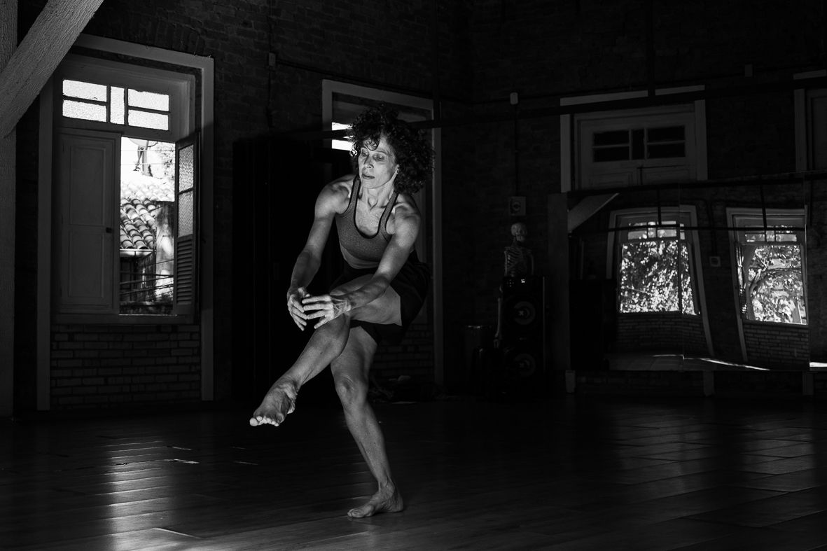 EXPIRATION DATE: The backstage of the Ageism in the Dance Scene in Brazil by Carol Pires - 2 - 39