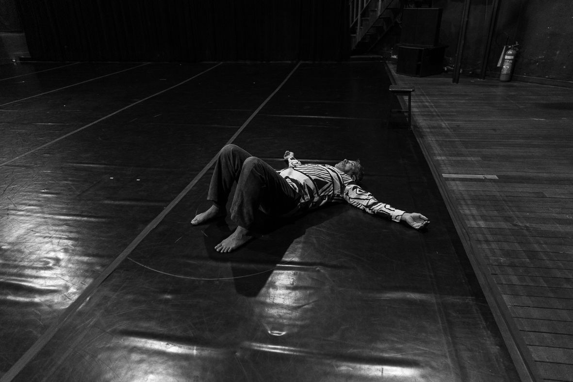 EXPIRATION DATE: The backstage of the Ageism in the Dance Scene in Brazil by Carol Pires - 2 - 36