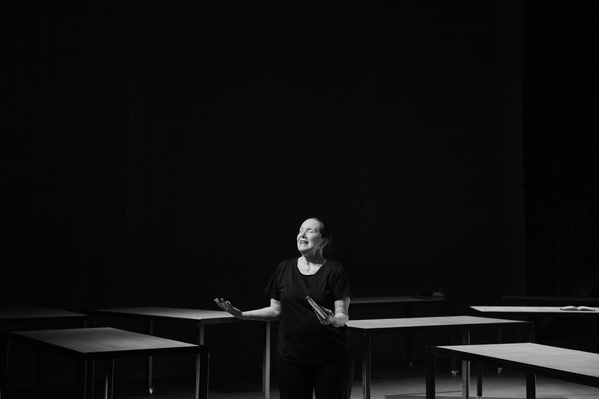 EXPIRATION DATE: The backstage of the Ageism in the Dance Scene in Brazil by Carol Pires - 2 - 33