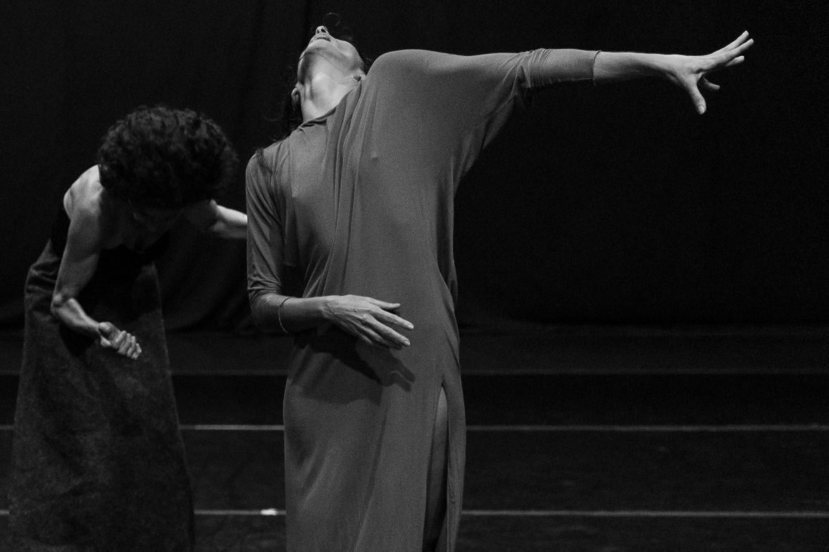 EXPIRATION DATE: The backstage of the Ageism in the Dance Scene in Brazil by Carol Pires - 2 - 4