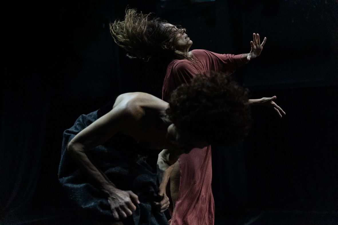 EXPIRATION DATE: The backstage of the Ageism in the Dance Scene in Brazil by Carol Pires - 3 - 4