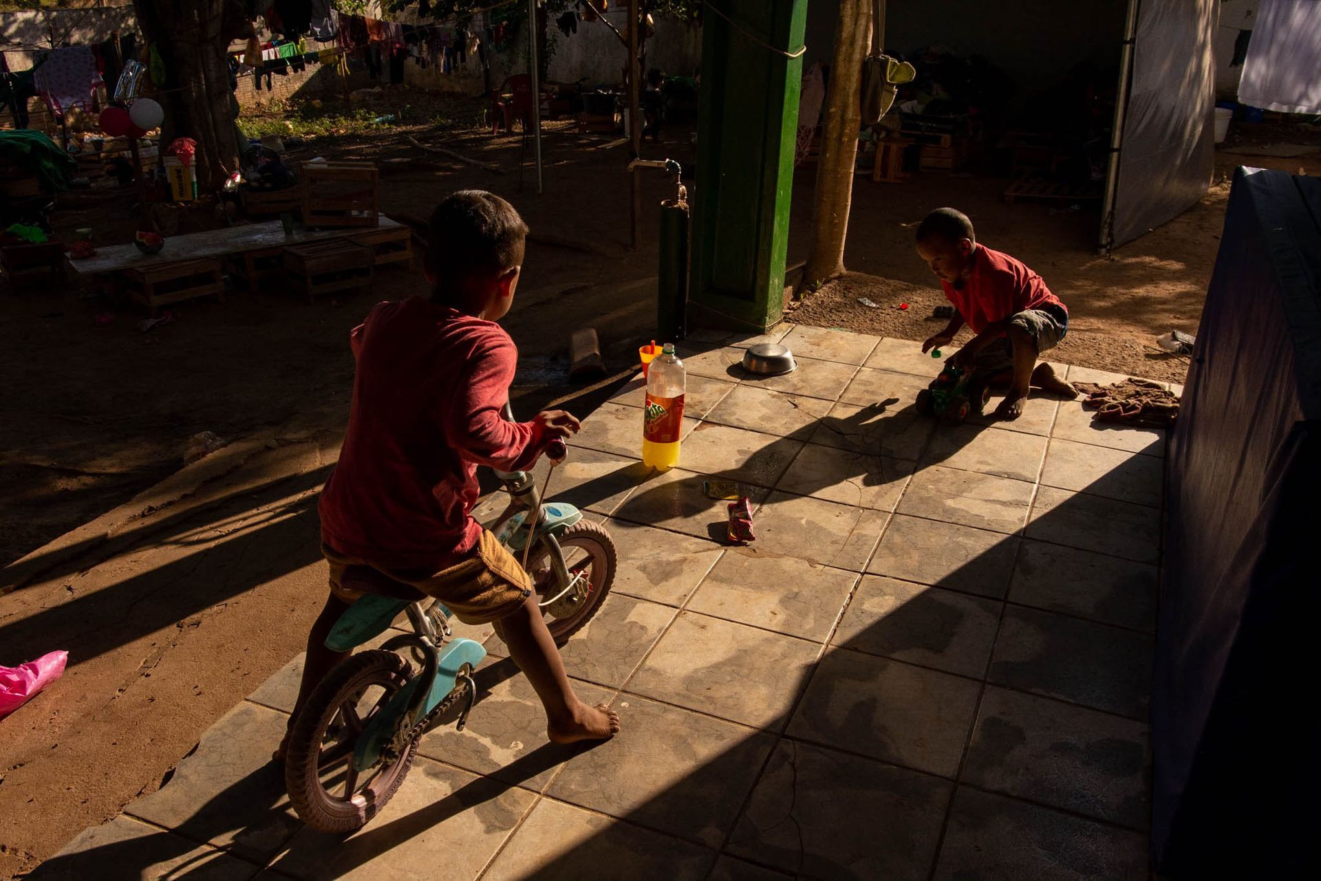 WARAO by Pri Ribeiro and the migratory emergency crisis of the indigenous population from Venezuela to Brazil - 2 - 27