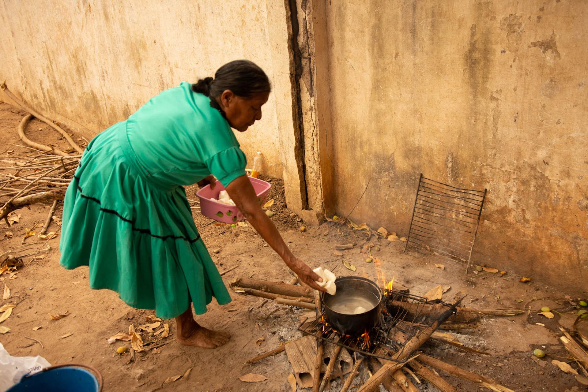 WARAO by Pri Ribeiro and the migratory emergency crisis of the indigenous population from Venezuela to Brazil - 2 - 16