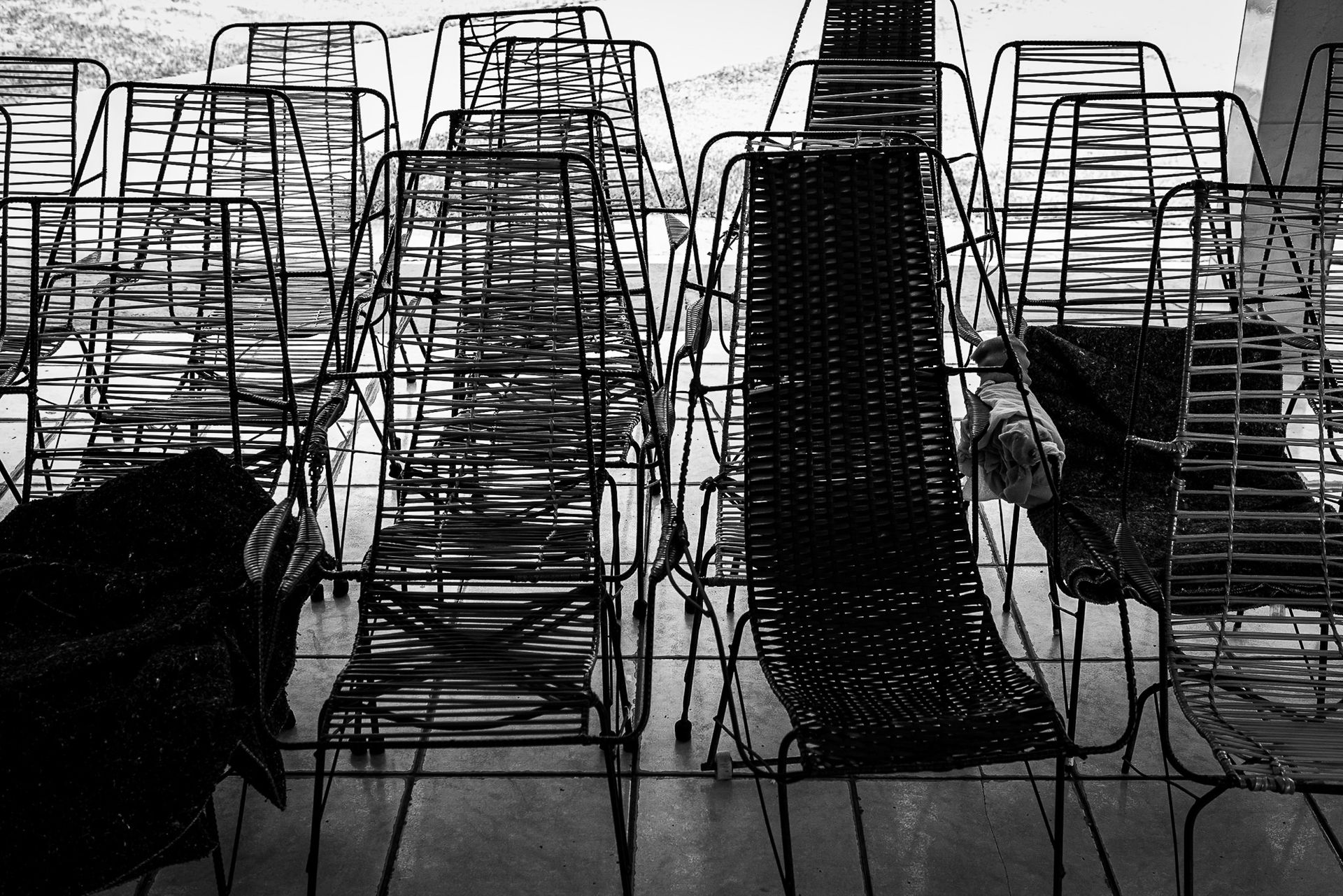 THE LAST STATION by Pri Ribeiro-  long-term care facilities and the challenges to ensure quality of life to older adults dealing with economic and mental vulnerabilities . - 2 - 29