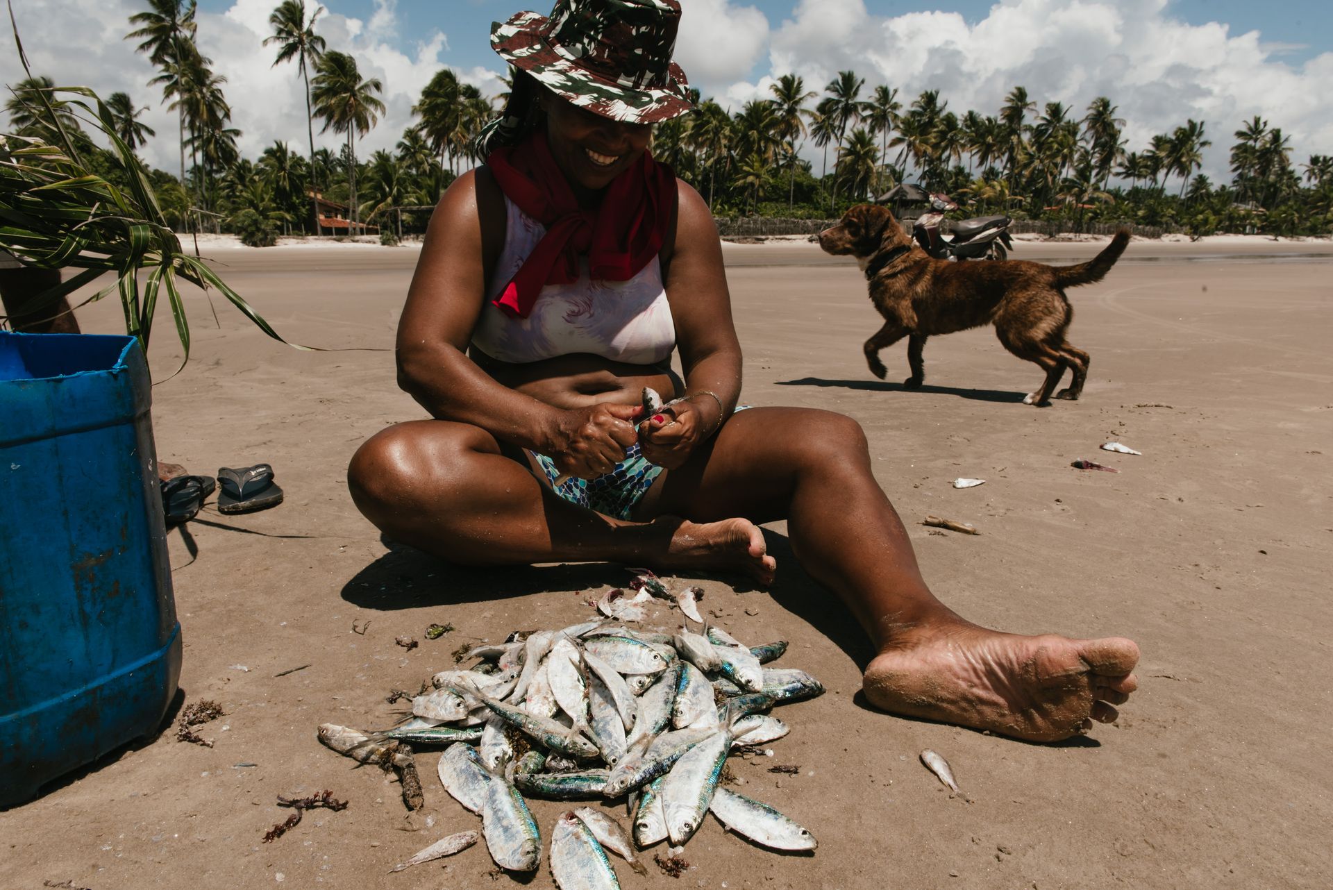 SOCIAL MAKE-UP:  The reflex of the urban crisis in major cities of Brazil by Ana Montez - 3 - 6