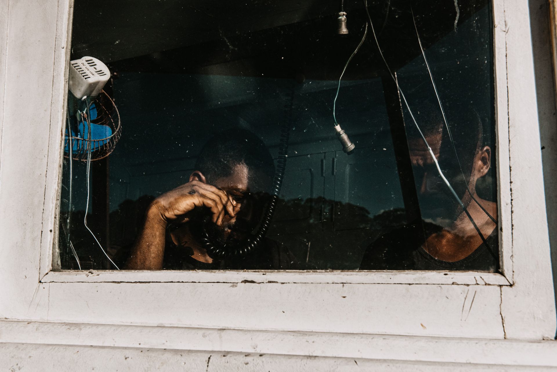 SOCIAL MAKE-UP:  The reflex of the urban crisis in major cities of Brazil by Ana Montez - 3 - 7