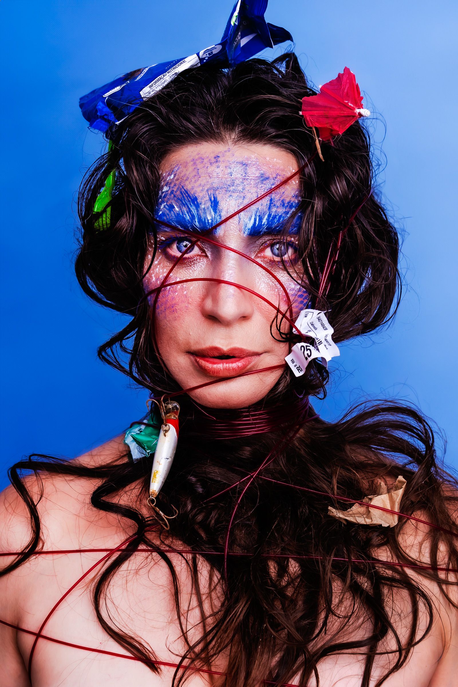 GODS, MYTHS AND DETRITUS- Aquatic ecosystems and the critical chain crisis by Malu Ornelas - 3 - 2