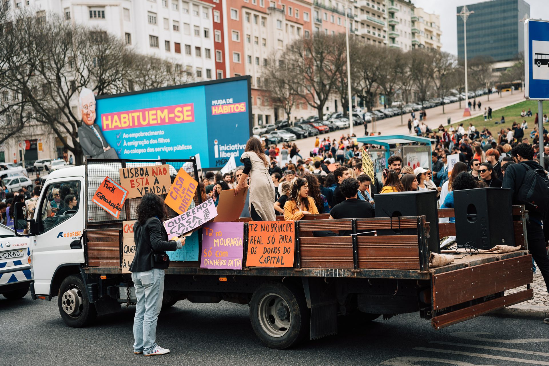 Manifestação "Casa Para Viver" - 2 - 0