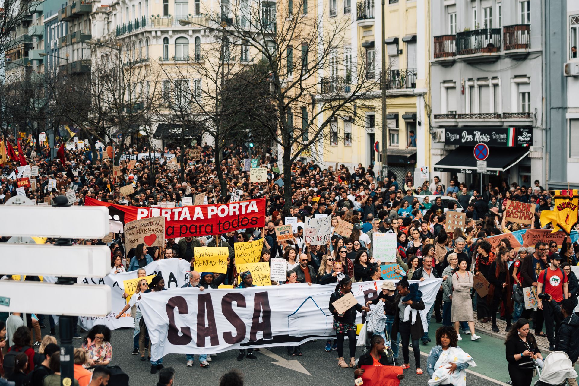 Manifestação "Casa Para Viver" - 2 - 0