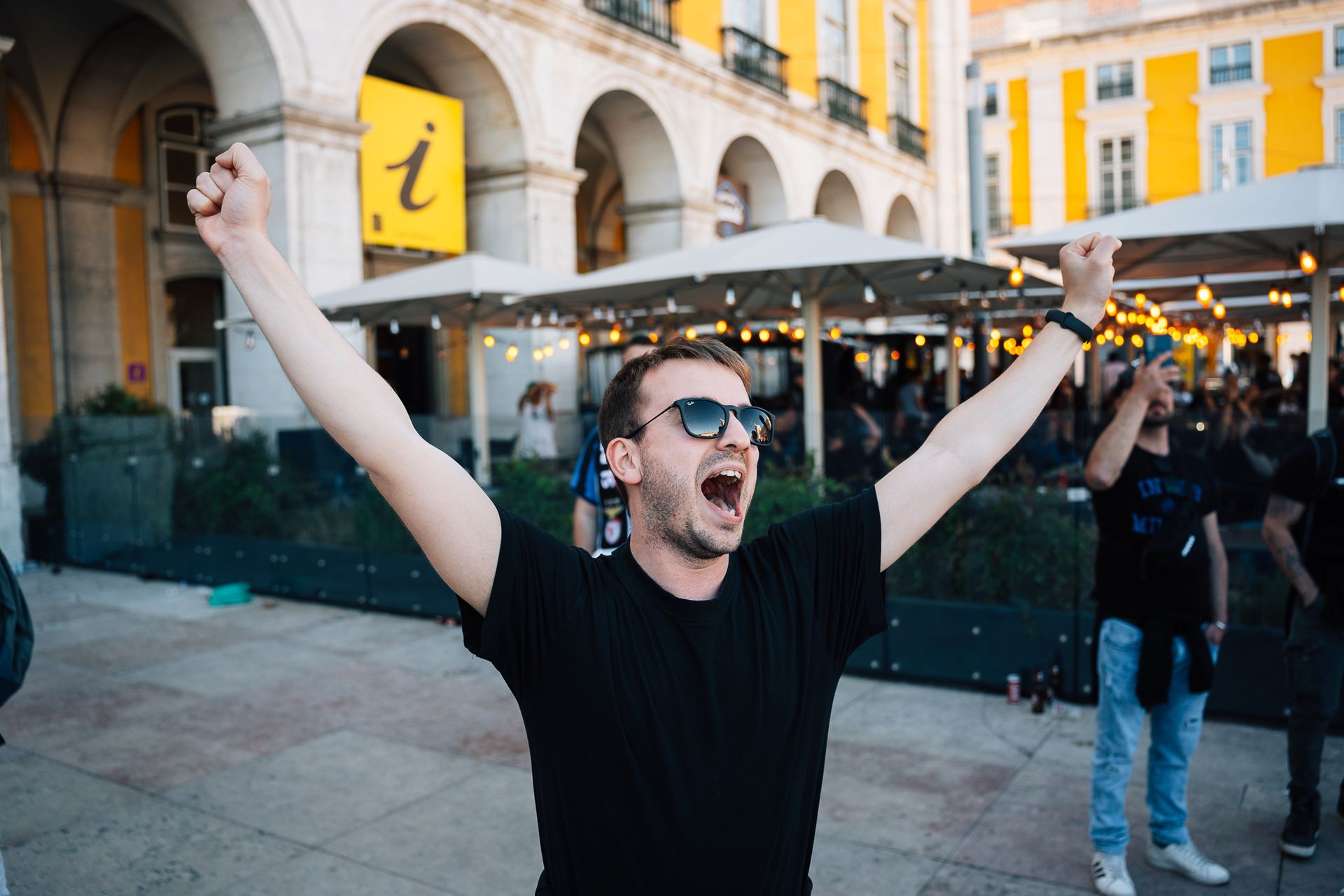 Benfica - Inter de Milão - 2 - 0