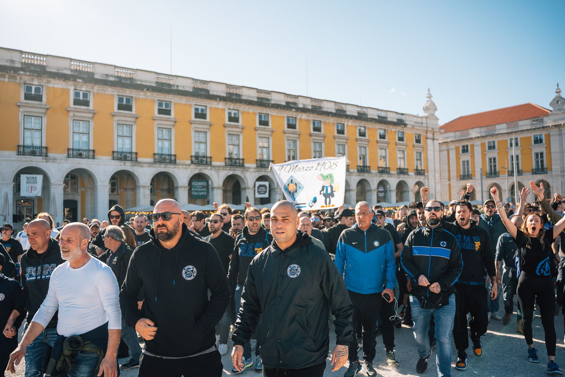Benfica - Inter de Milão - 2 - 0