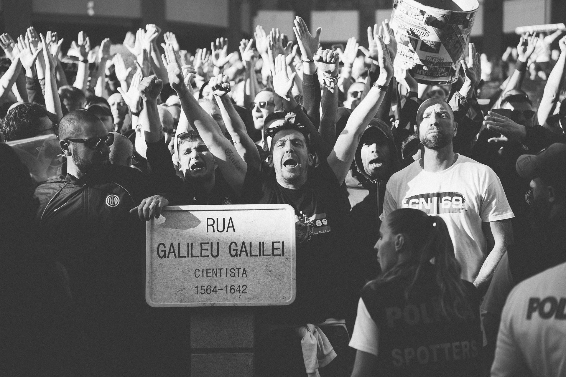 Benfica - Inter de Milão - 2 - 0